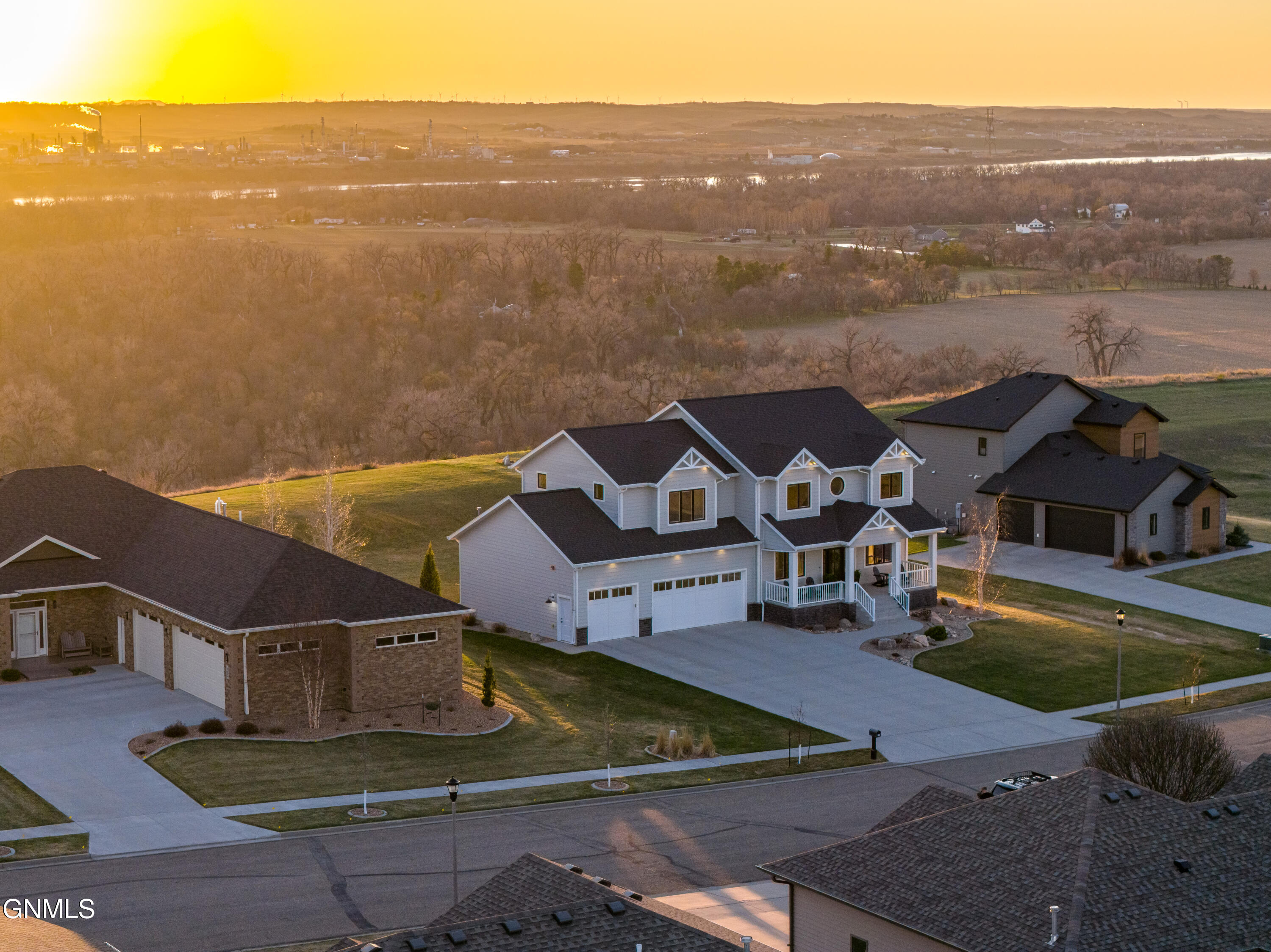 3312 Promontory Drive