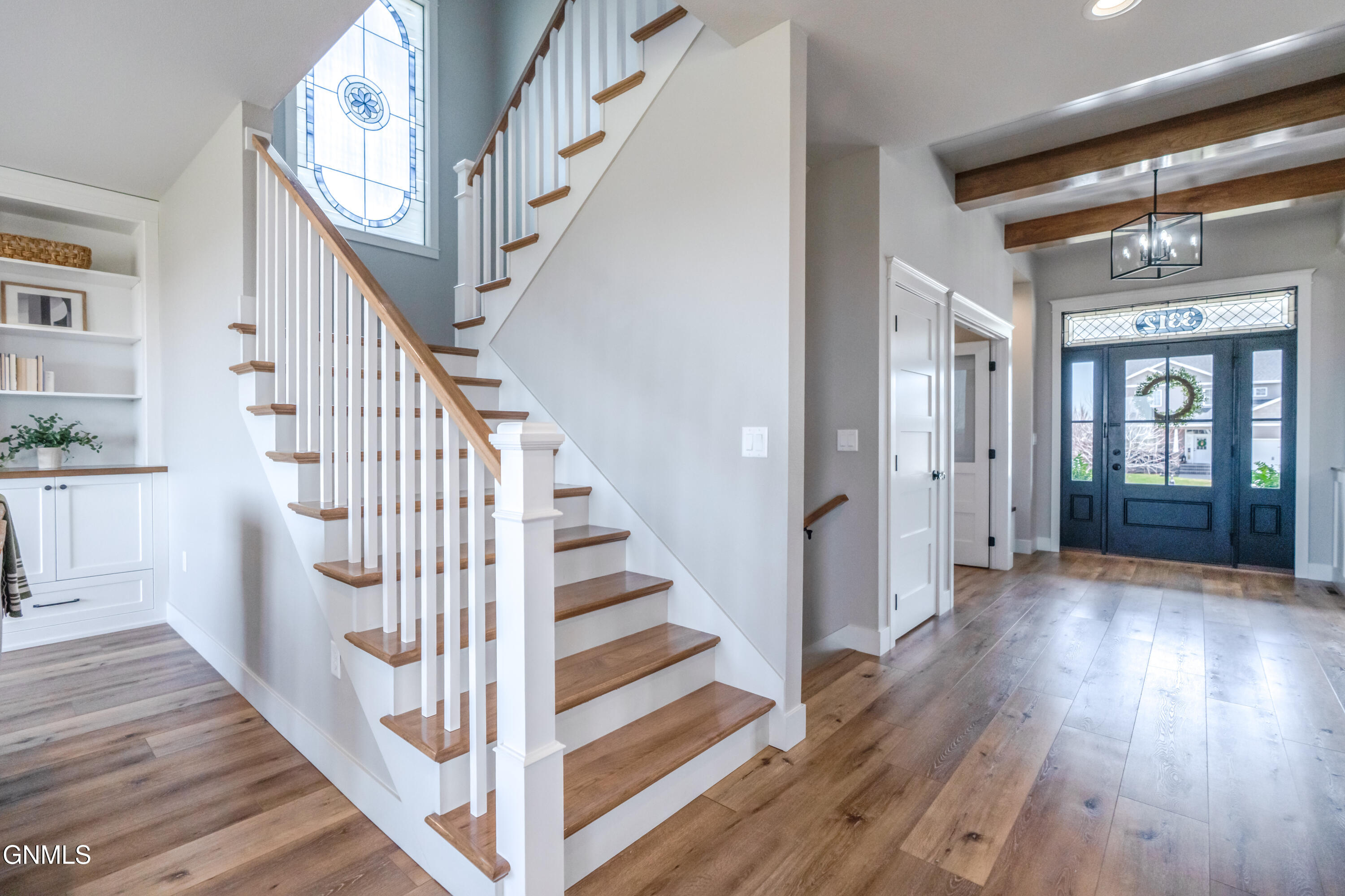 3312 Promontory Drive