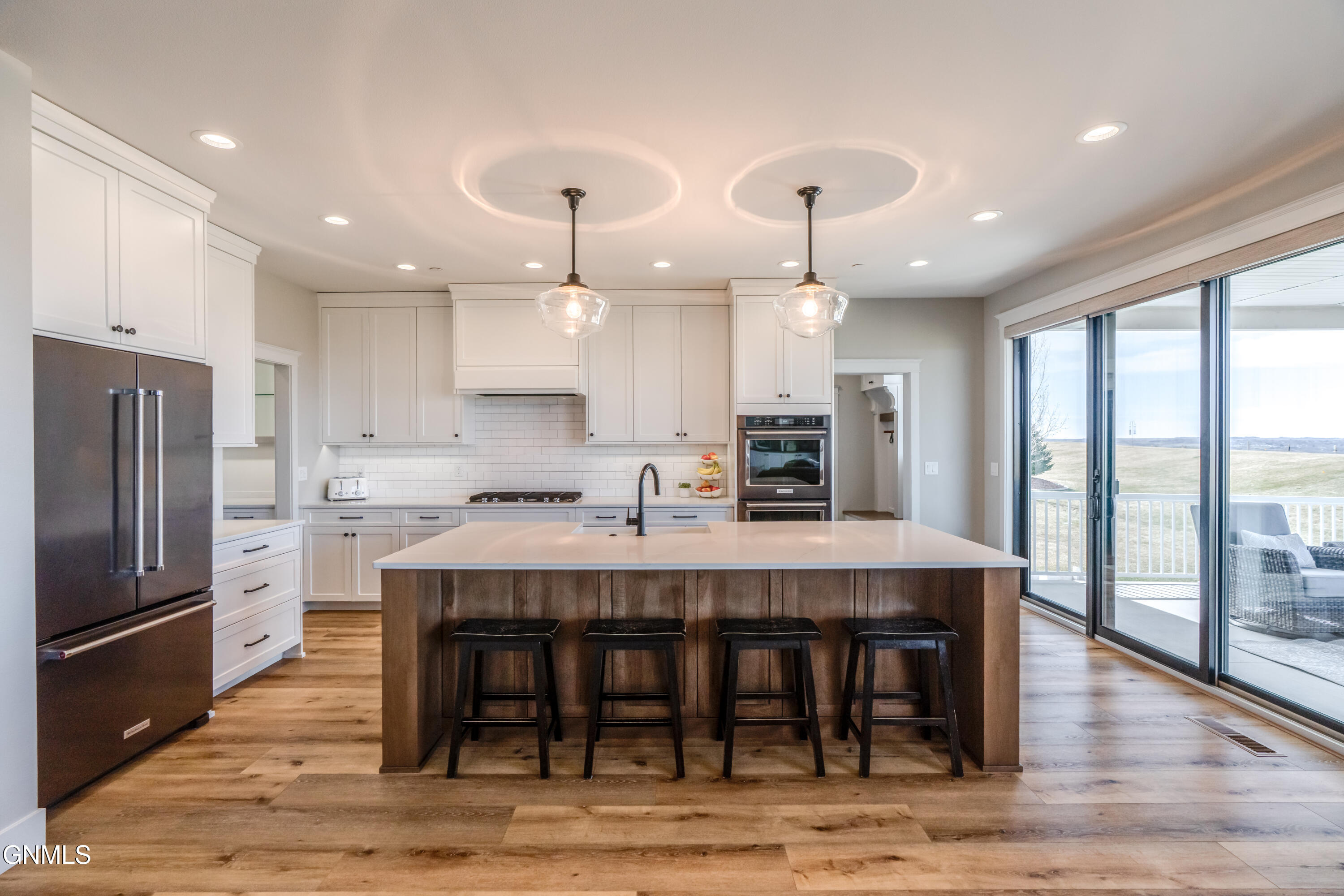 3312 Promontory Drive