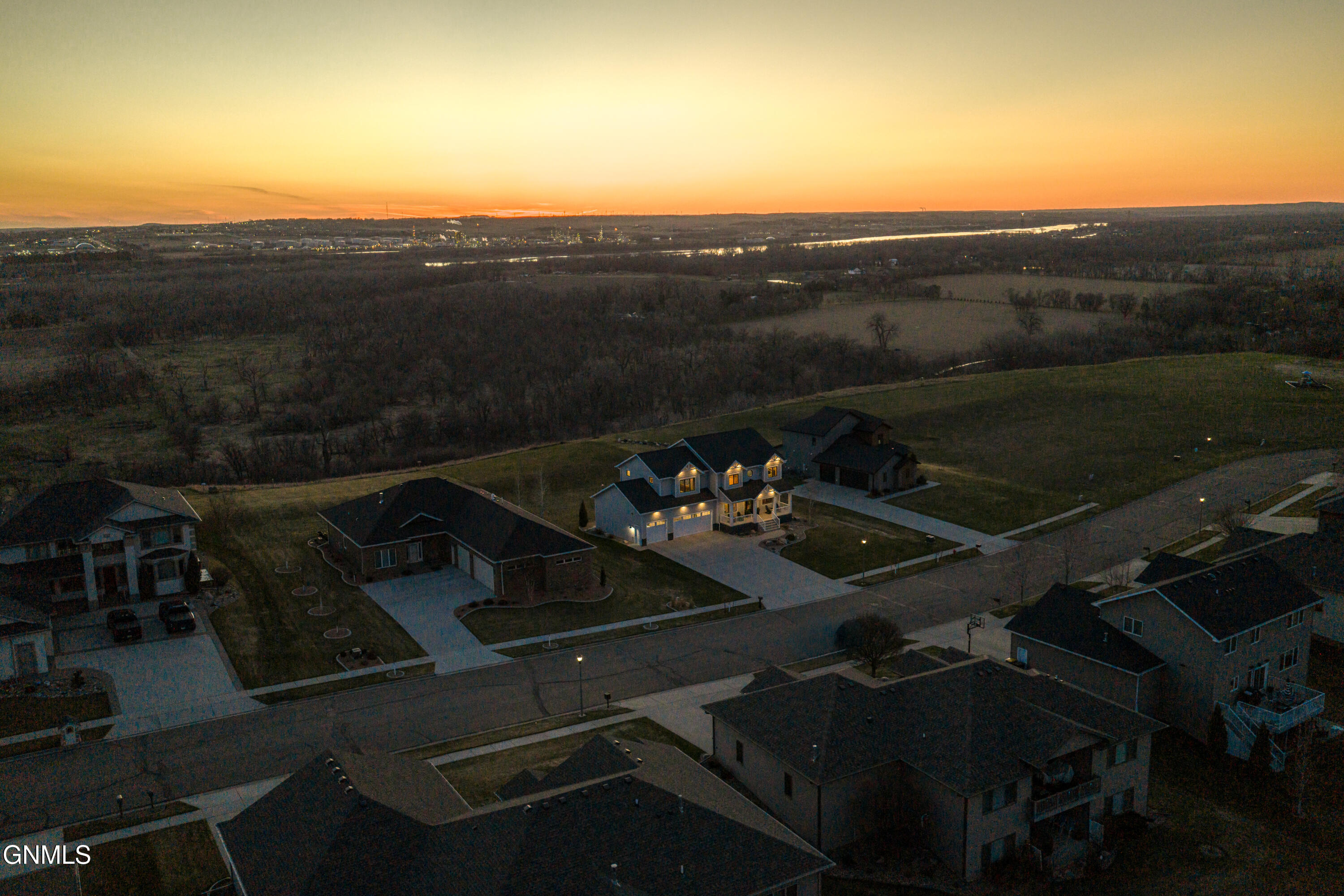 3312 Promontory Drive