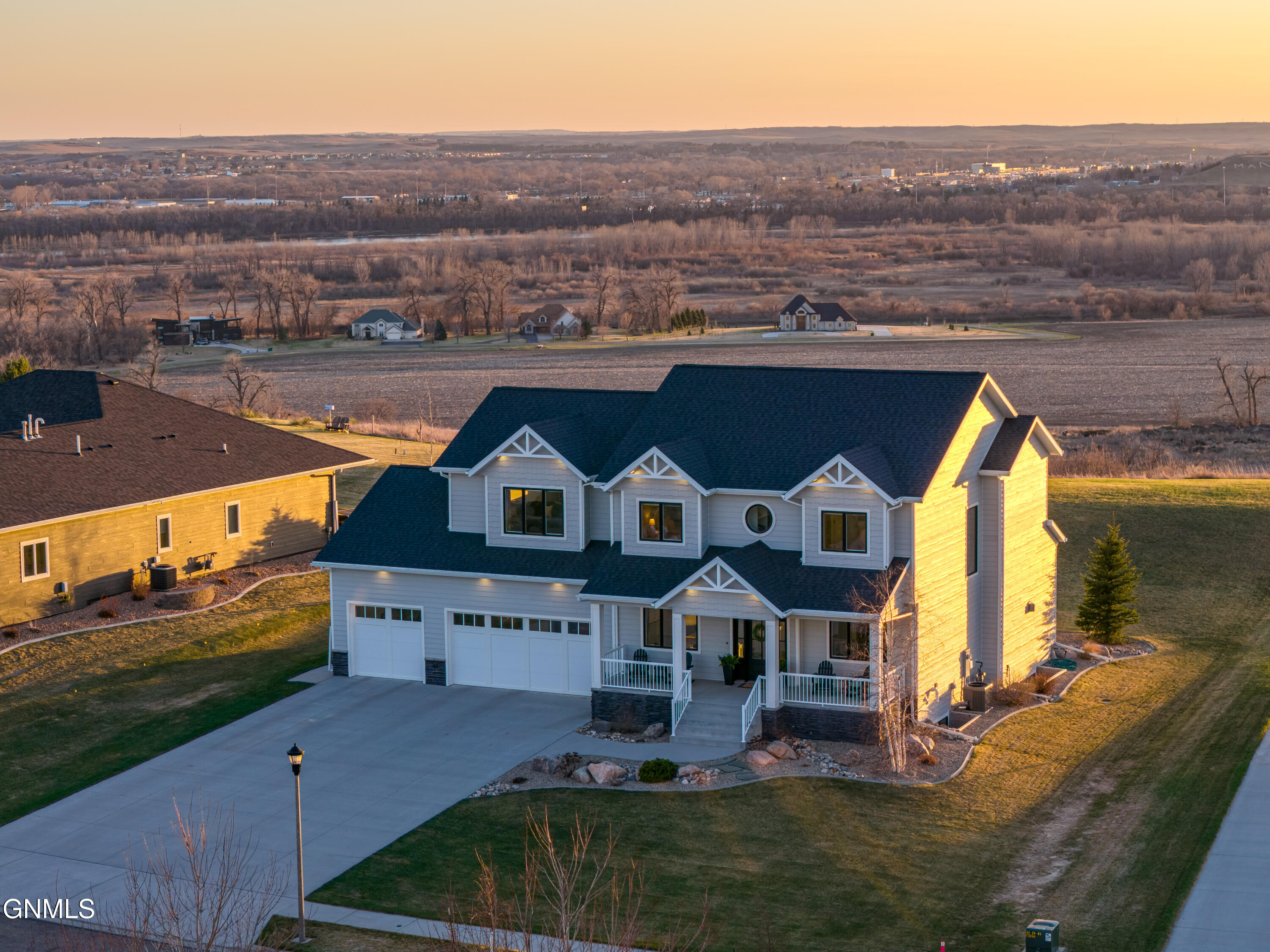 3312 Promontory Drive