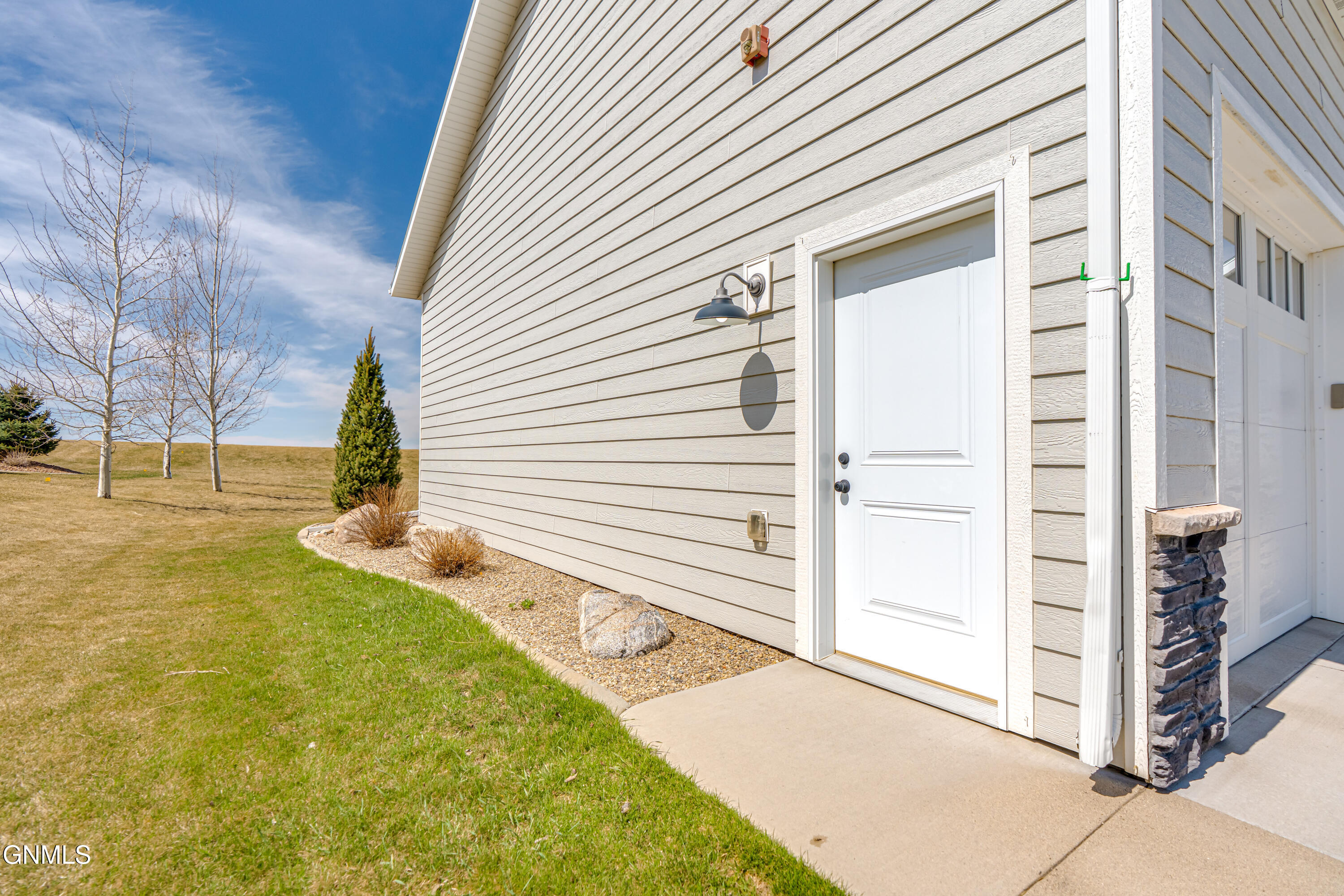 3312 Promontory Drive