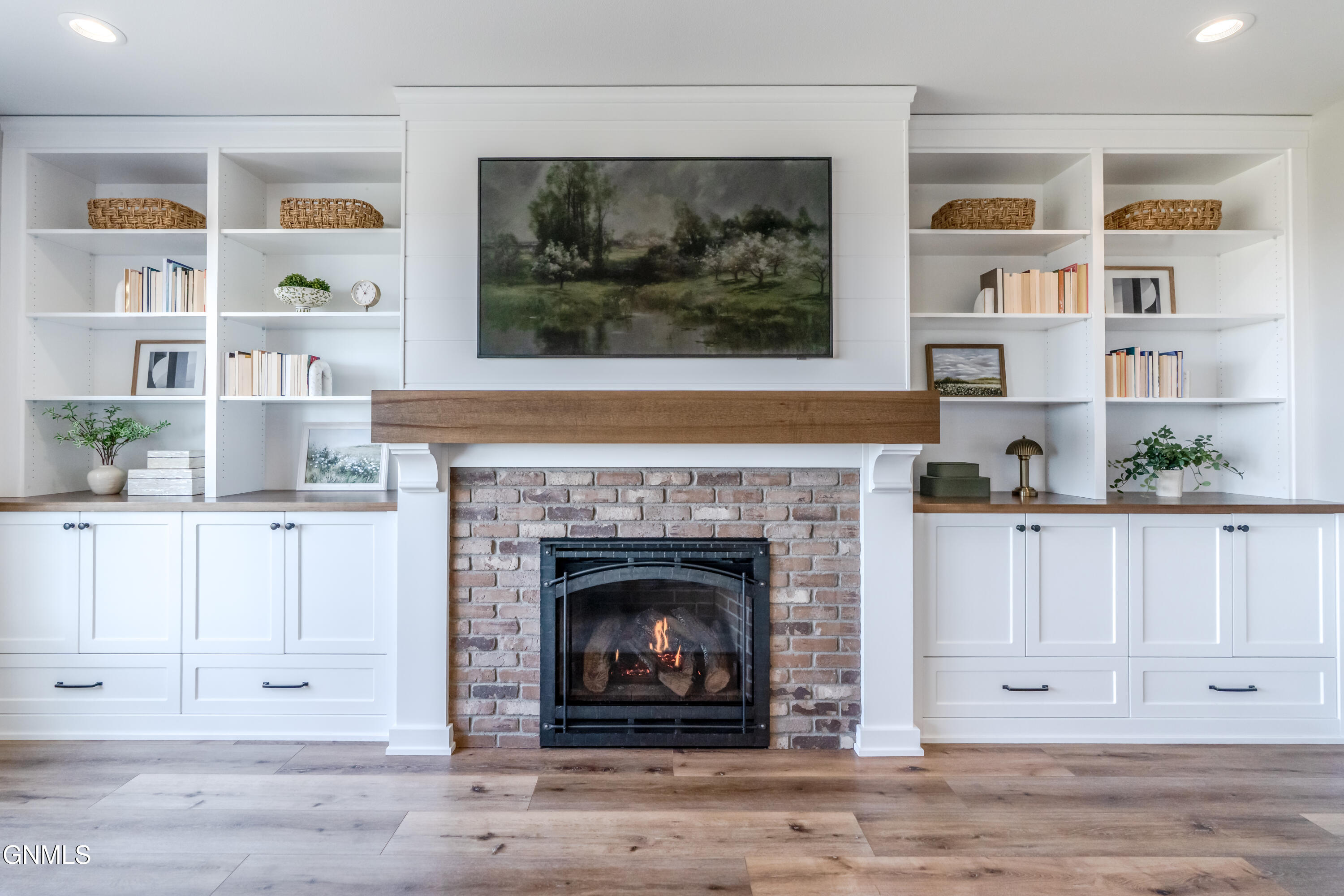 3312 Promontory Drive