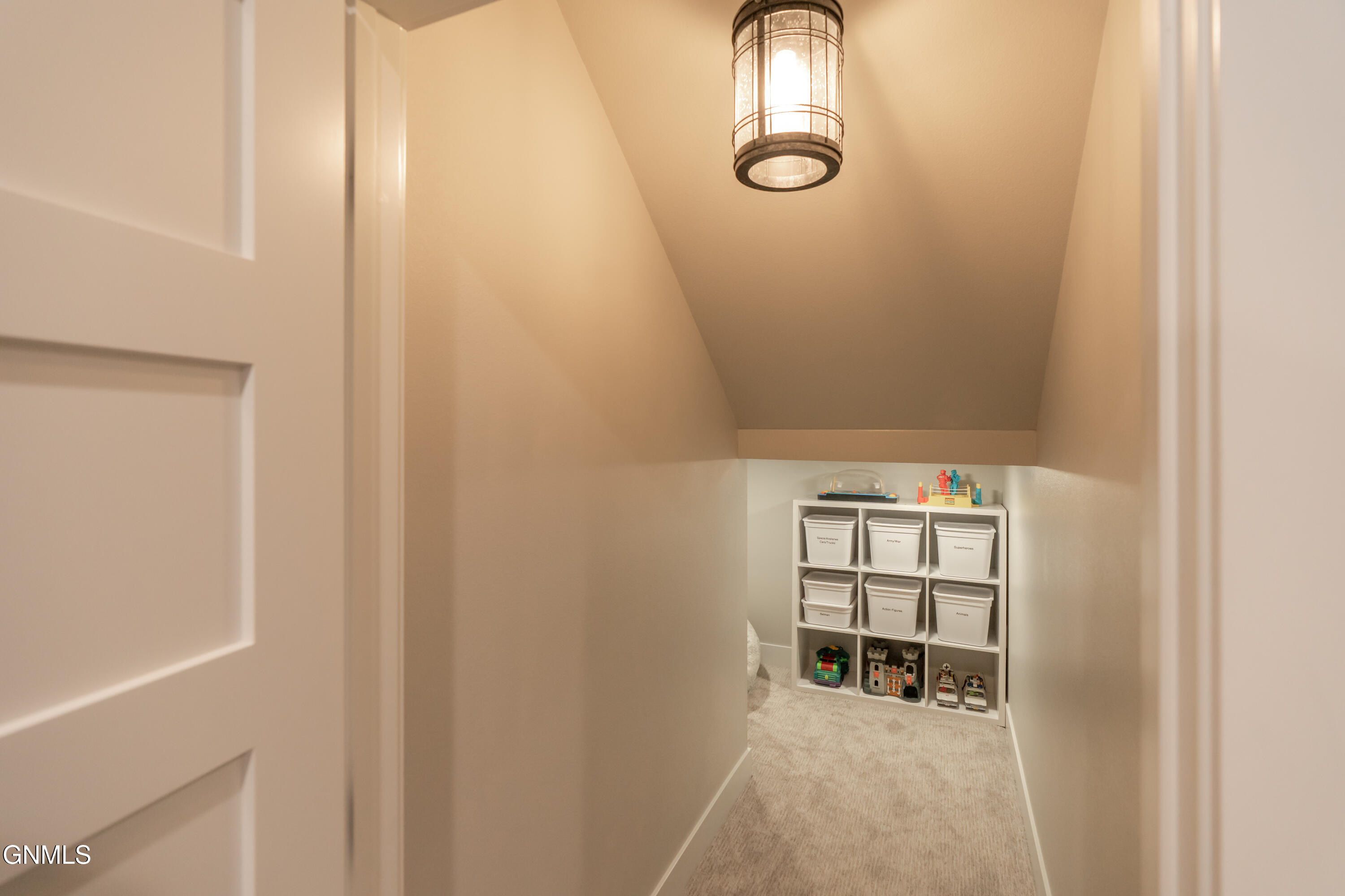 3312 Promontory Drive