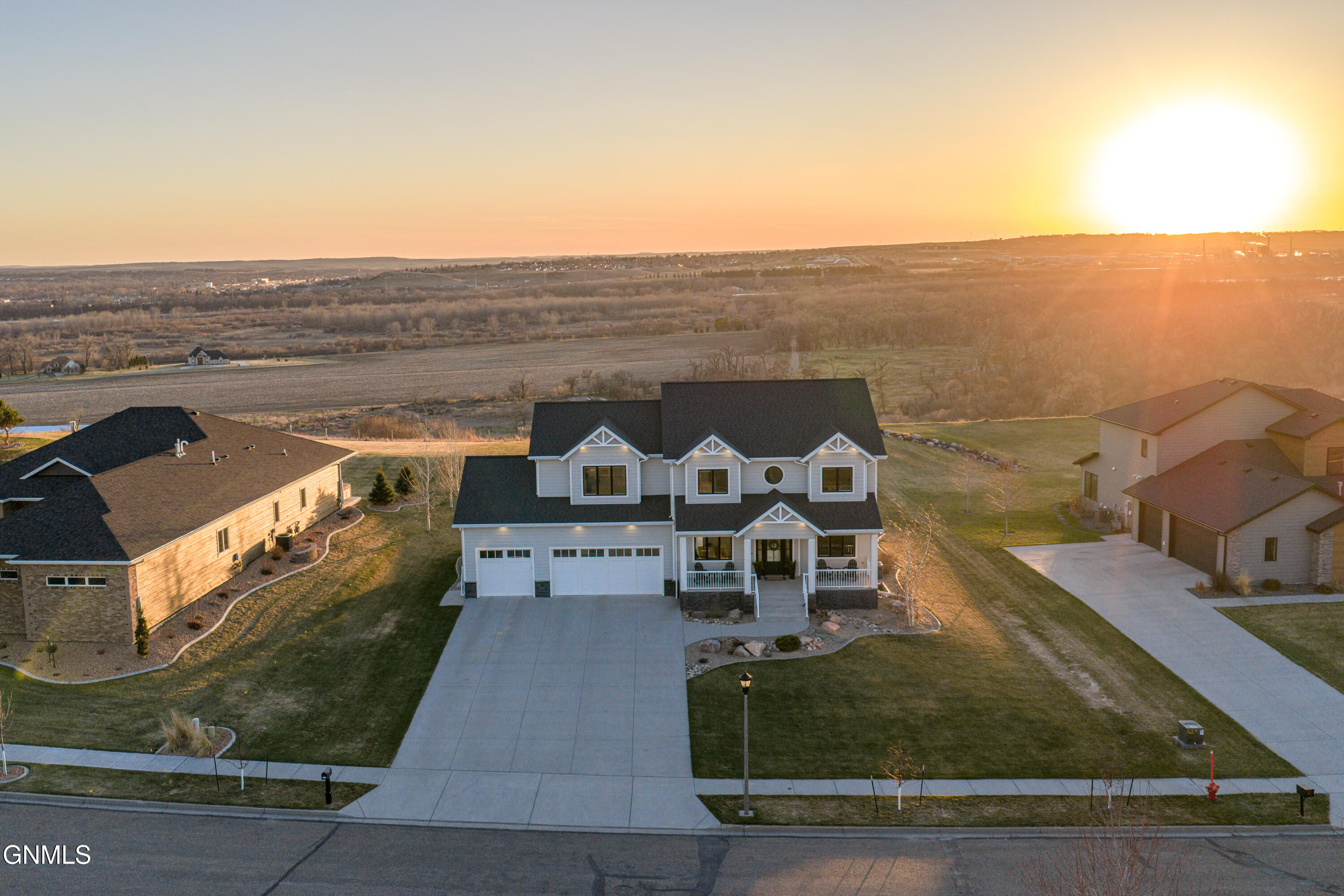 3312 Promontory Drive