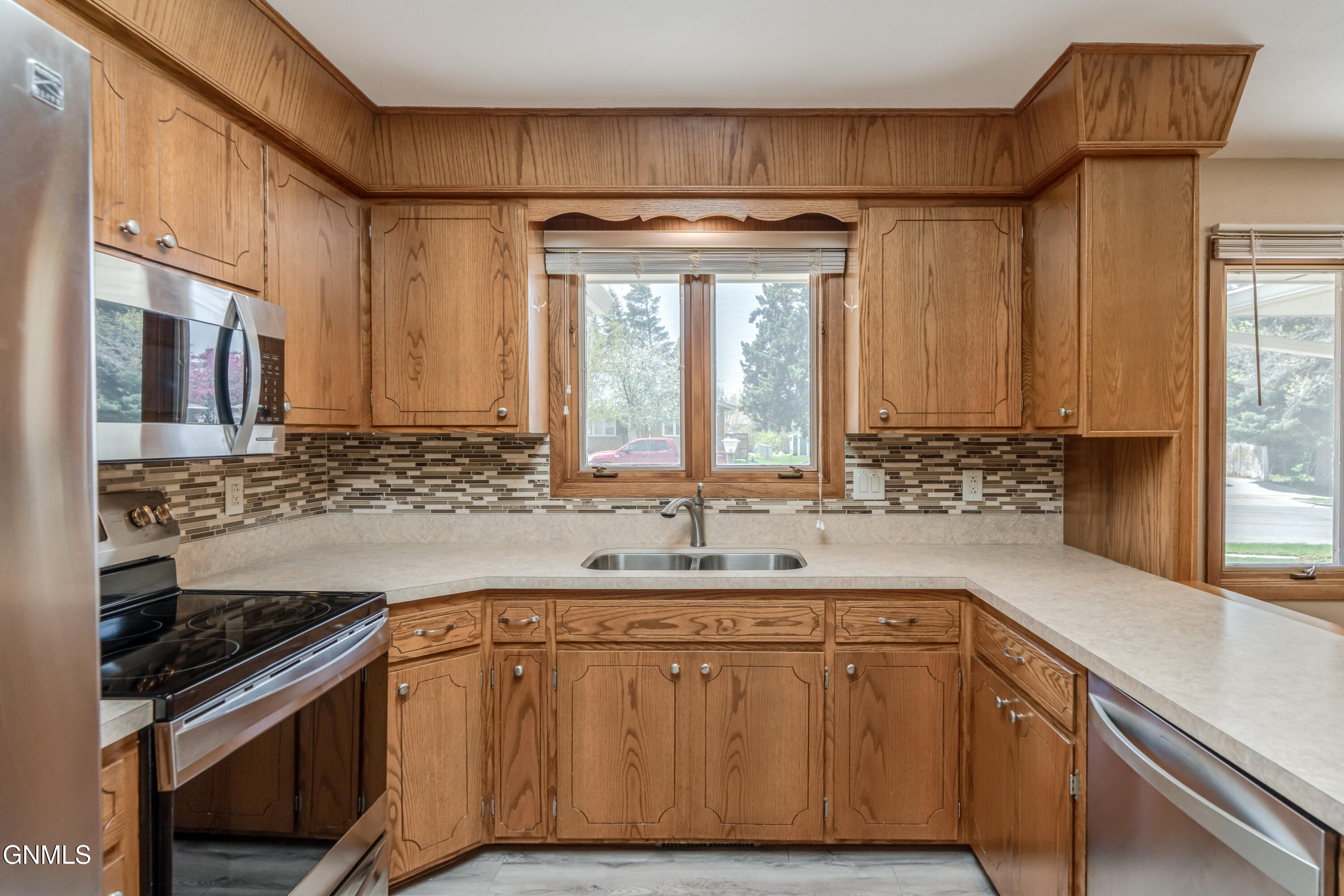 208 Redstone Drive