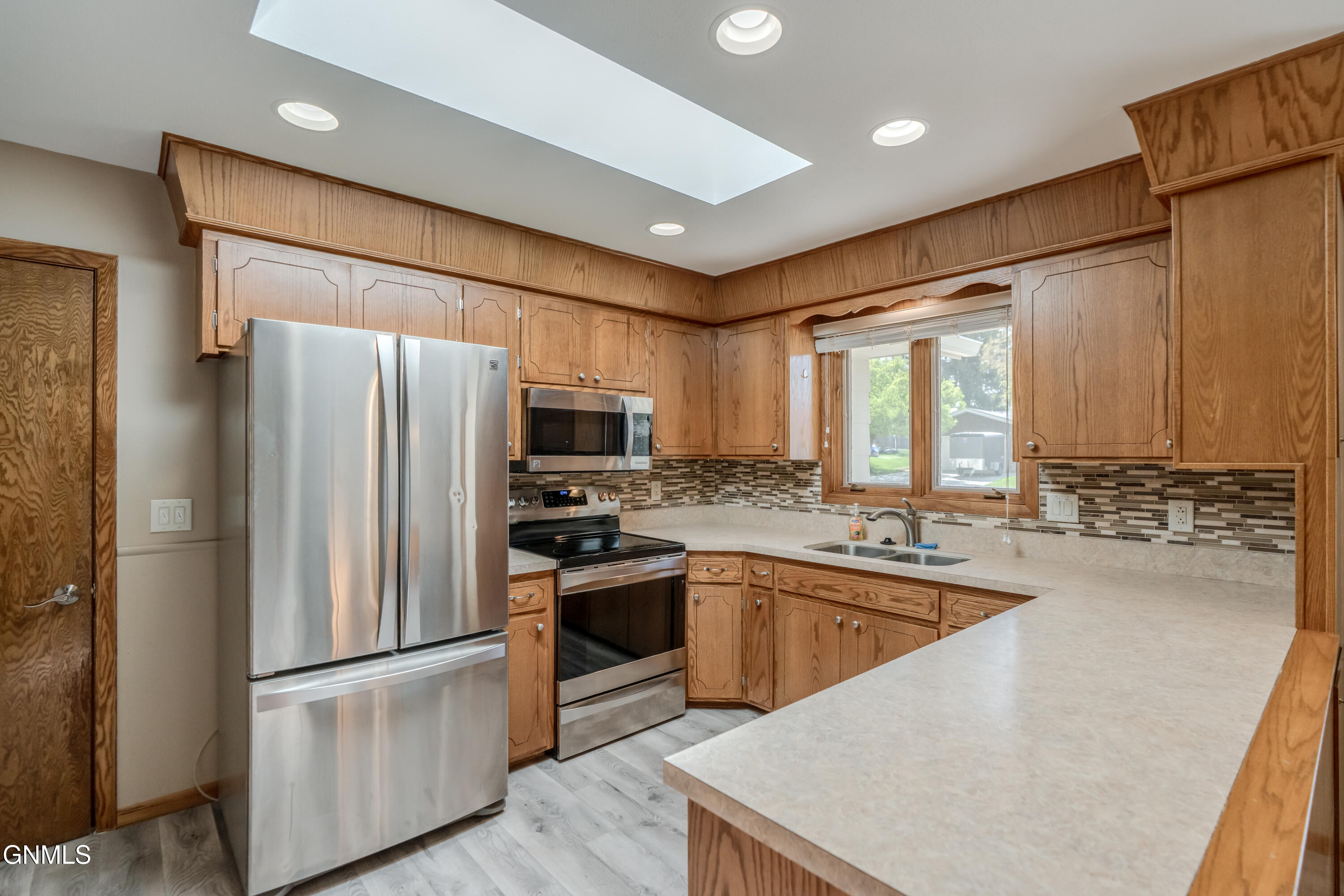 208 Redstone Drive