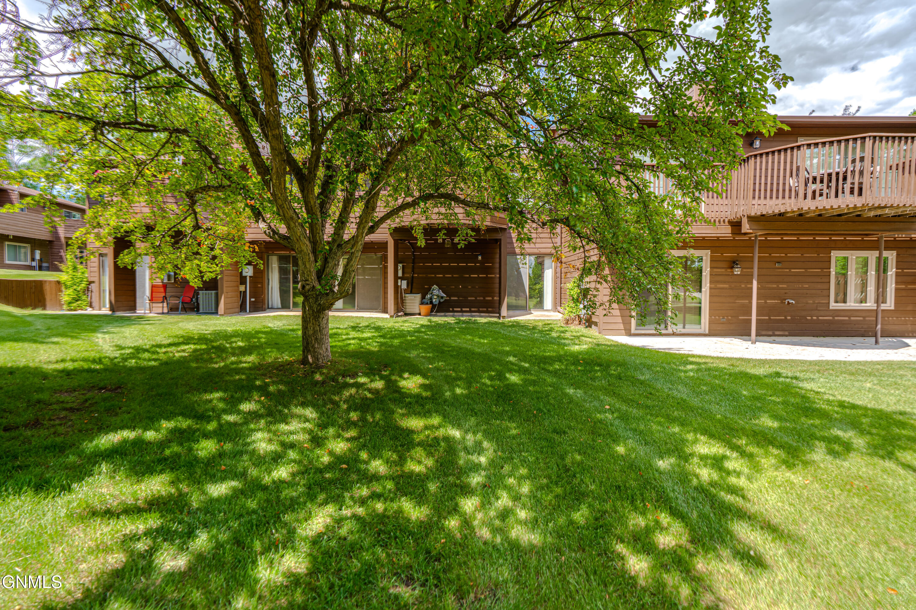 467 E Brandon Drive