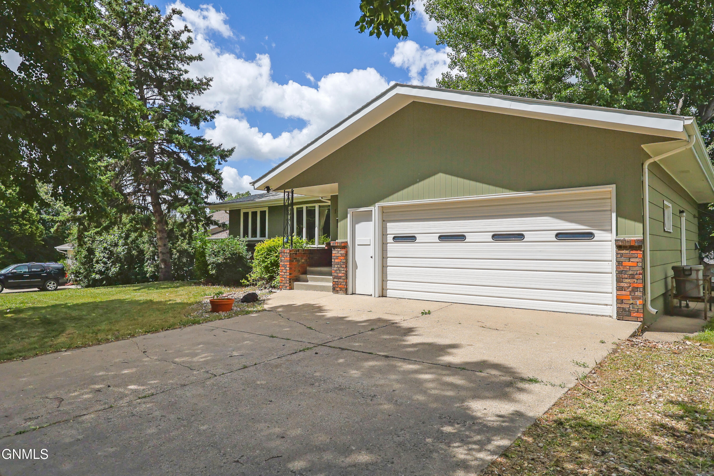 1348 N 23rd Street