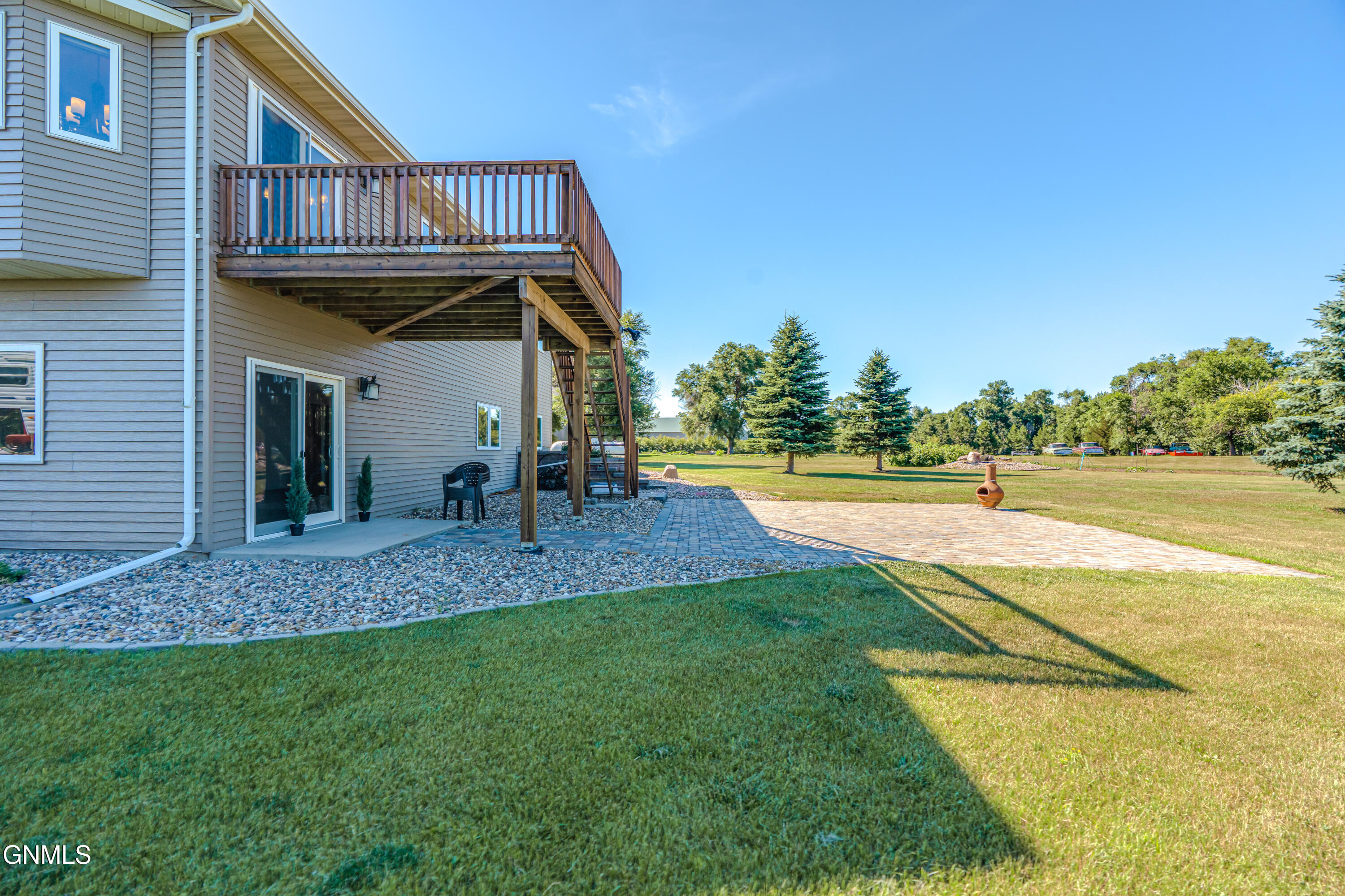 10001 Pond Place
