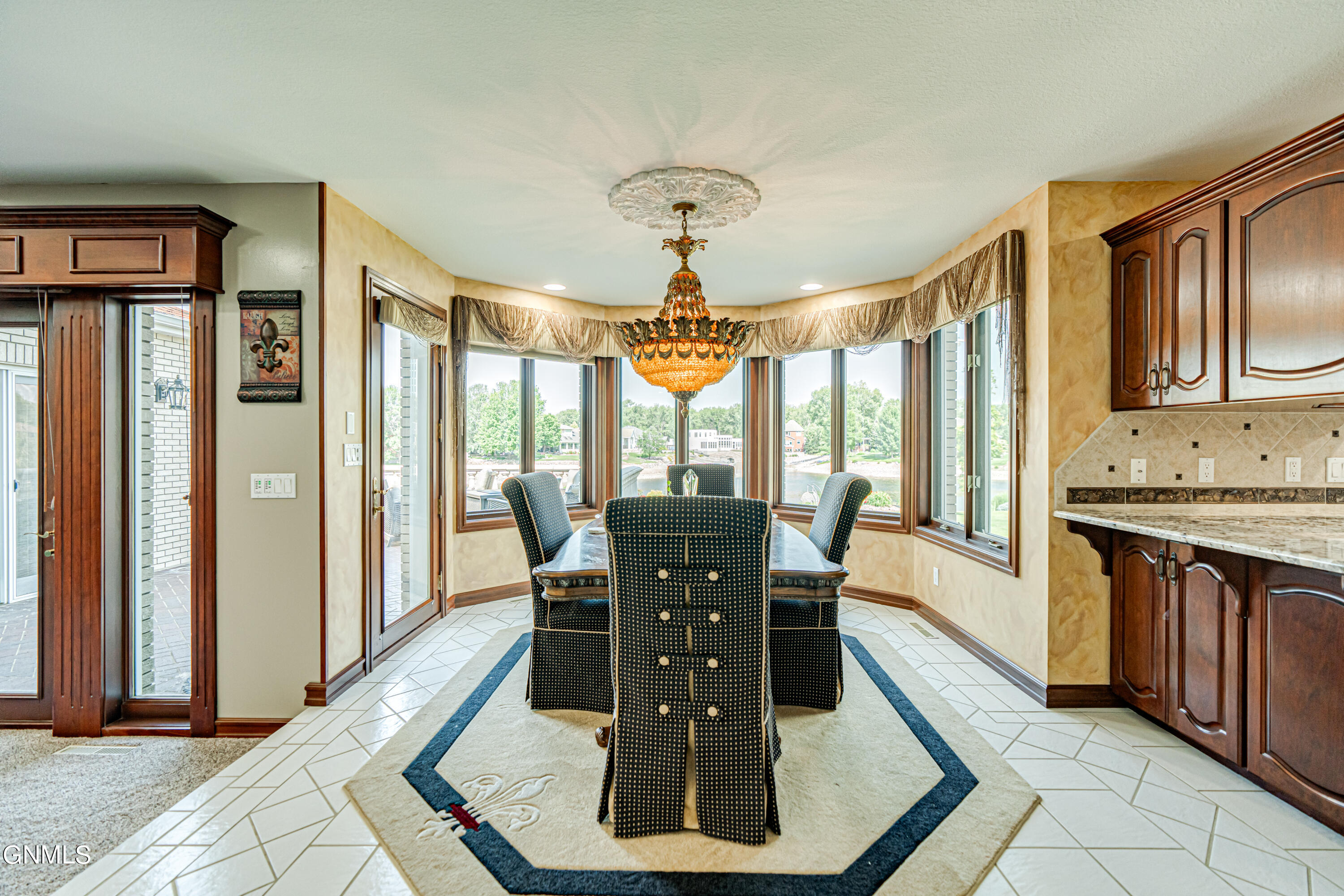 2023 Harbor Drive