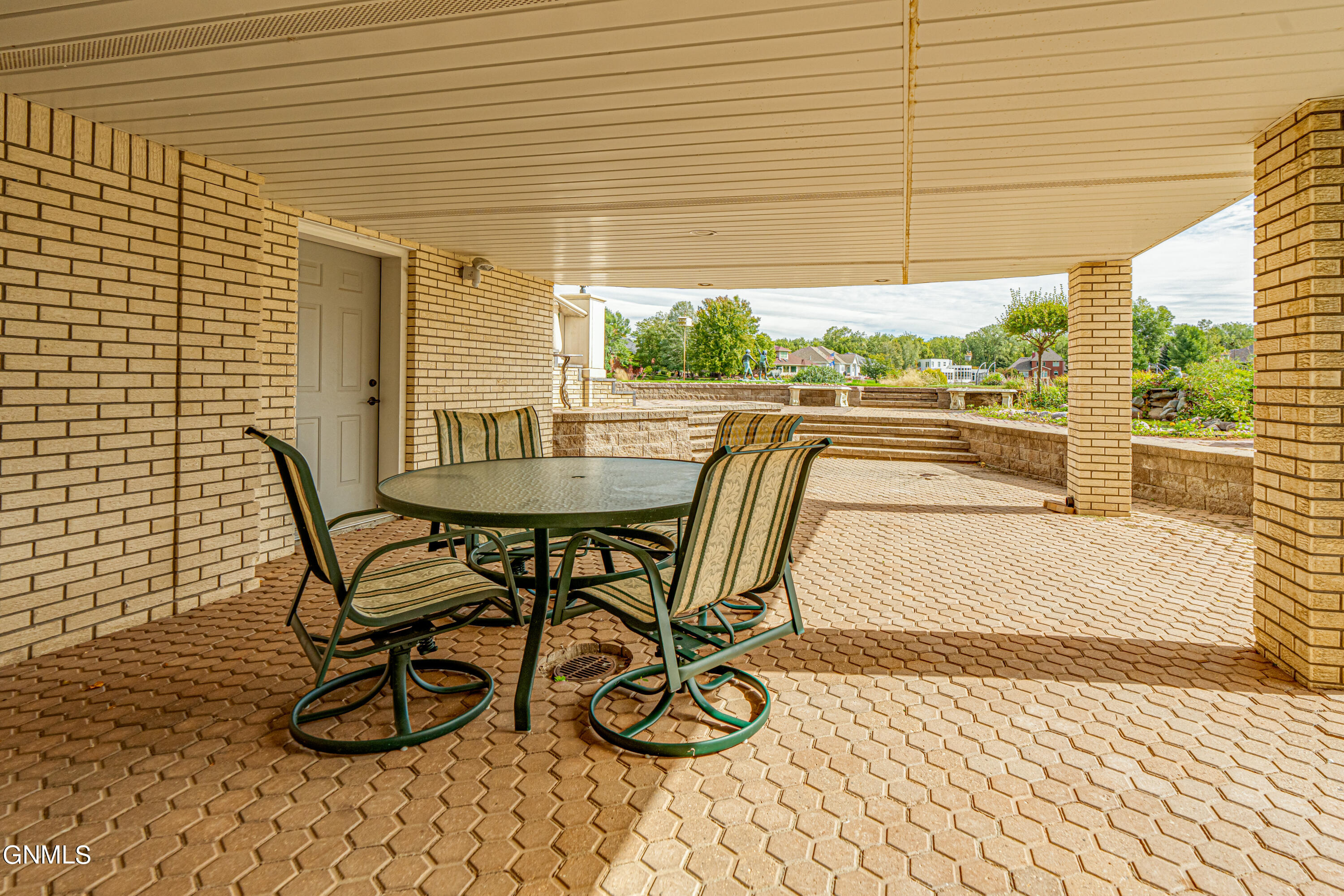 2023 Harbor Drive