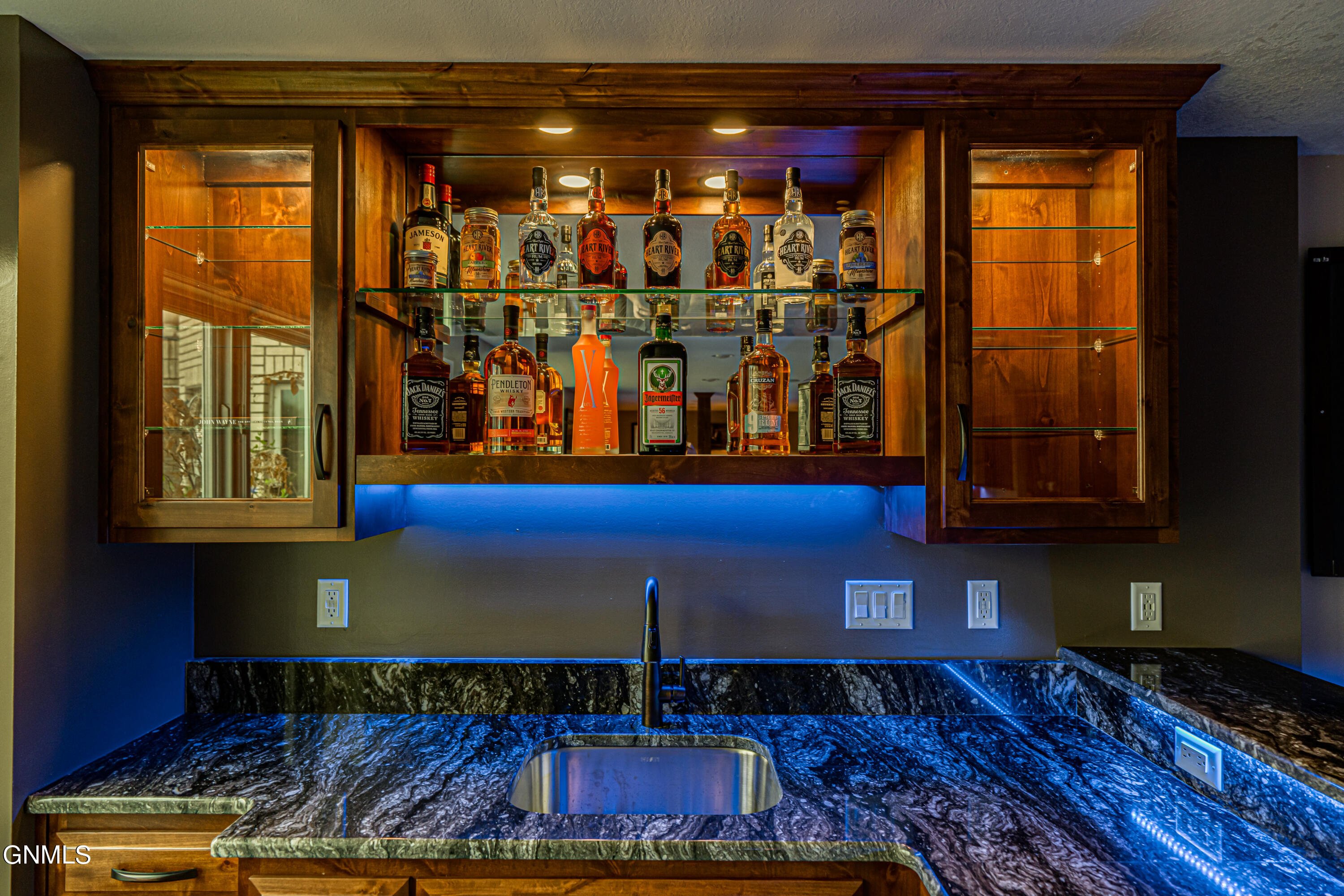 2023 Harbor Drive