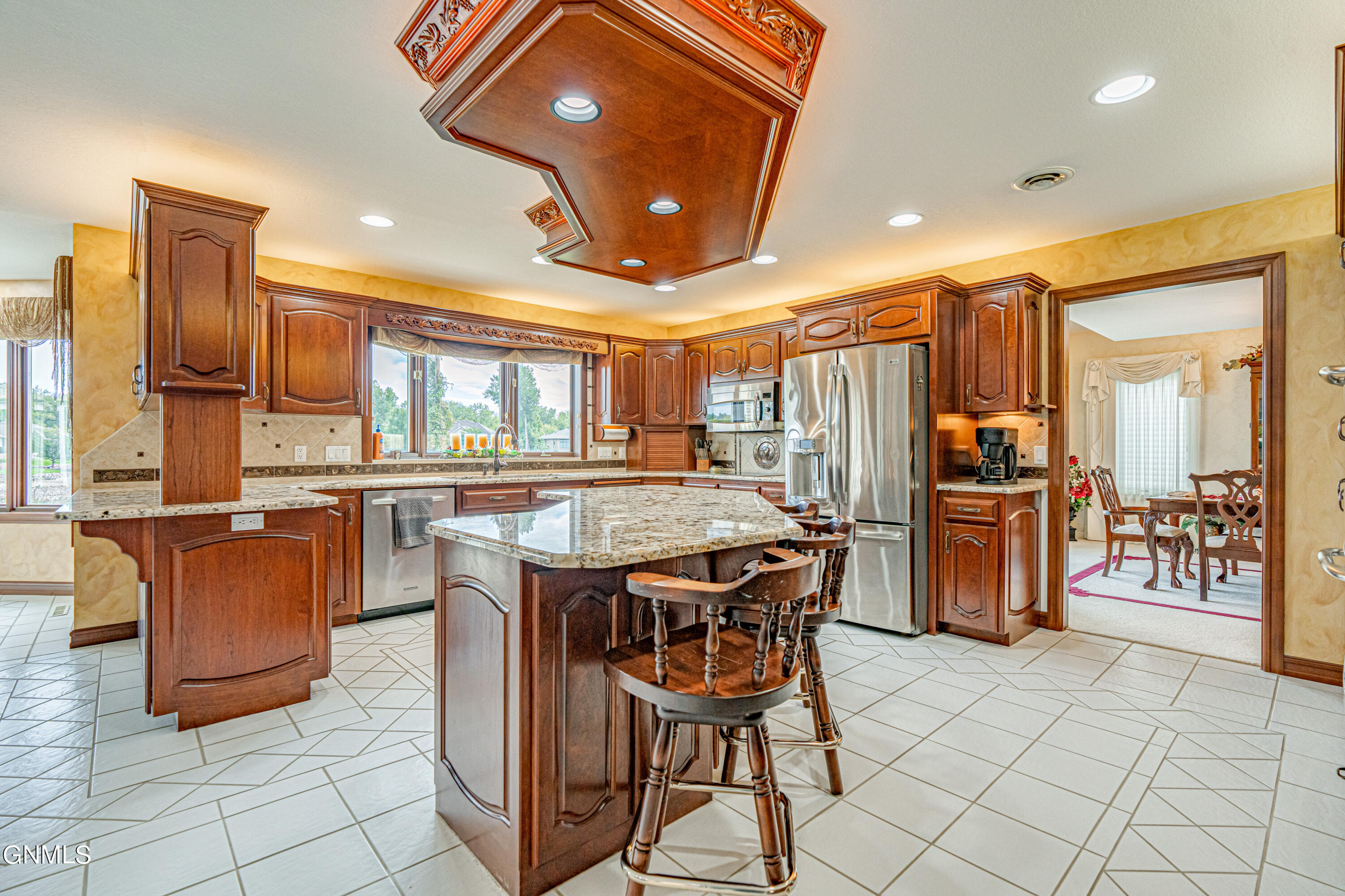 2023 Harbor Drive