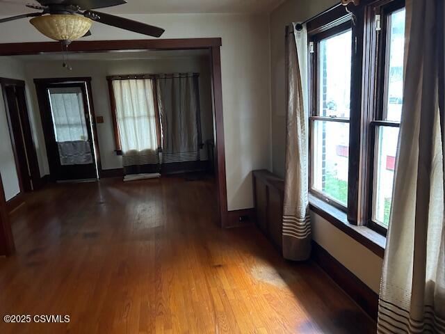 116 E 3RD Street