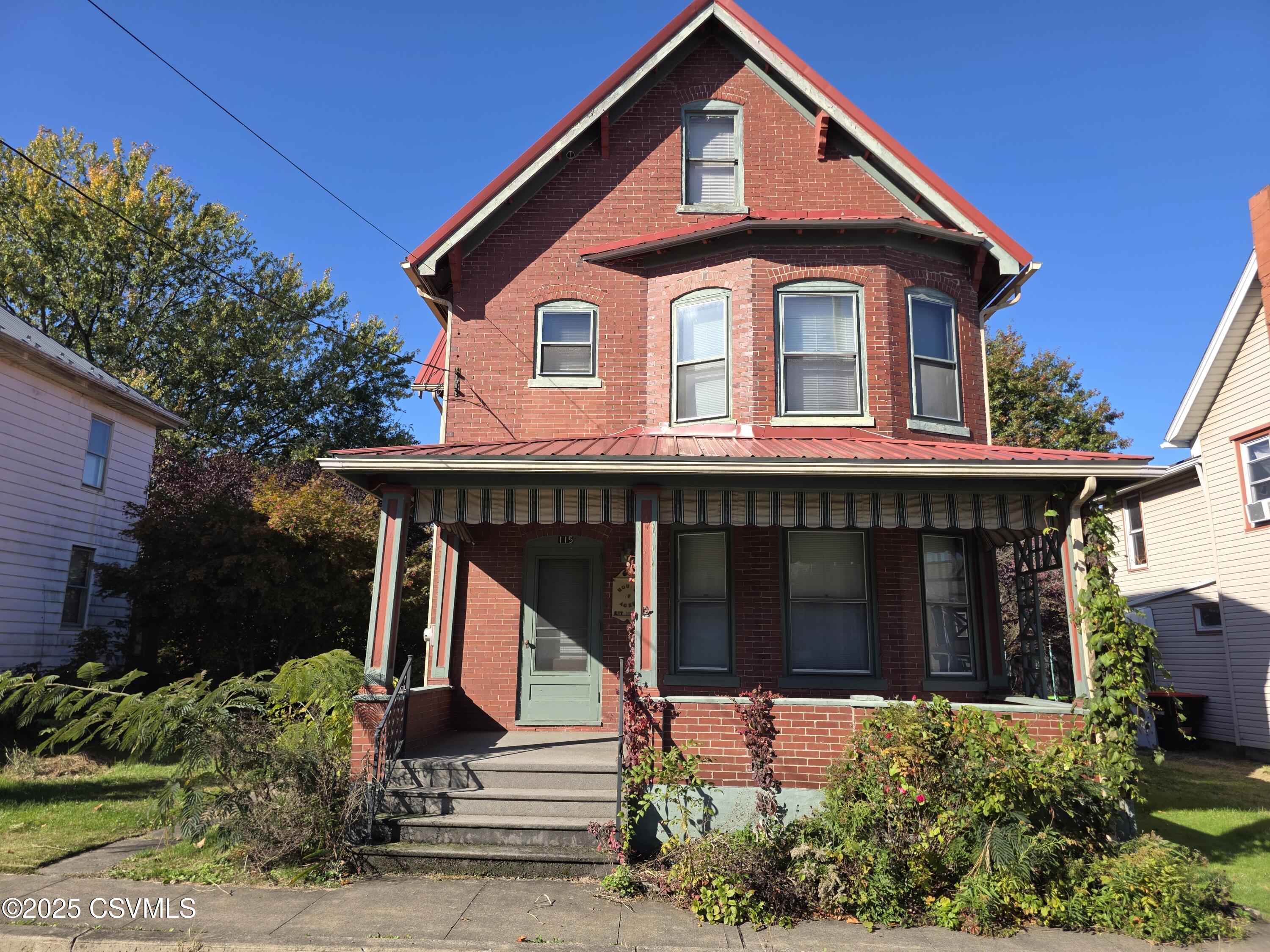115 S 3RD Street