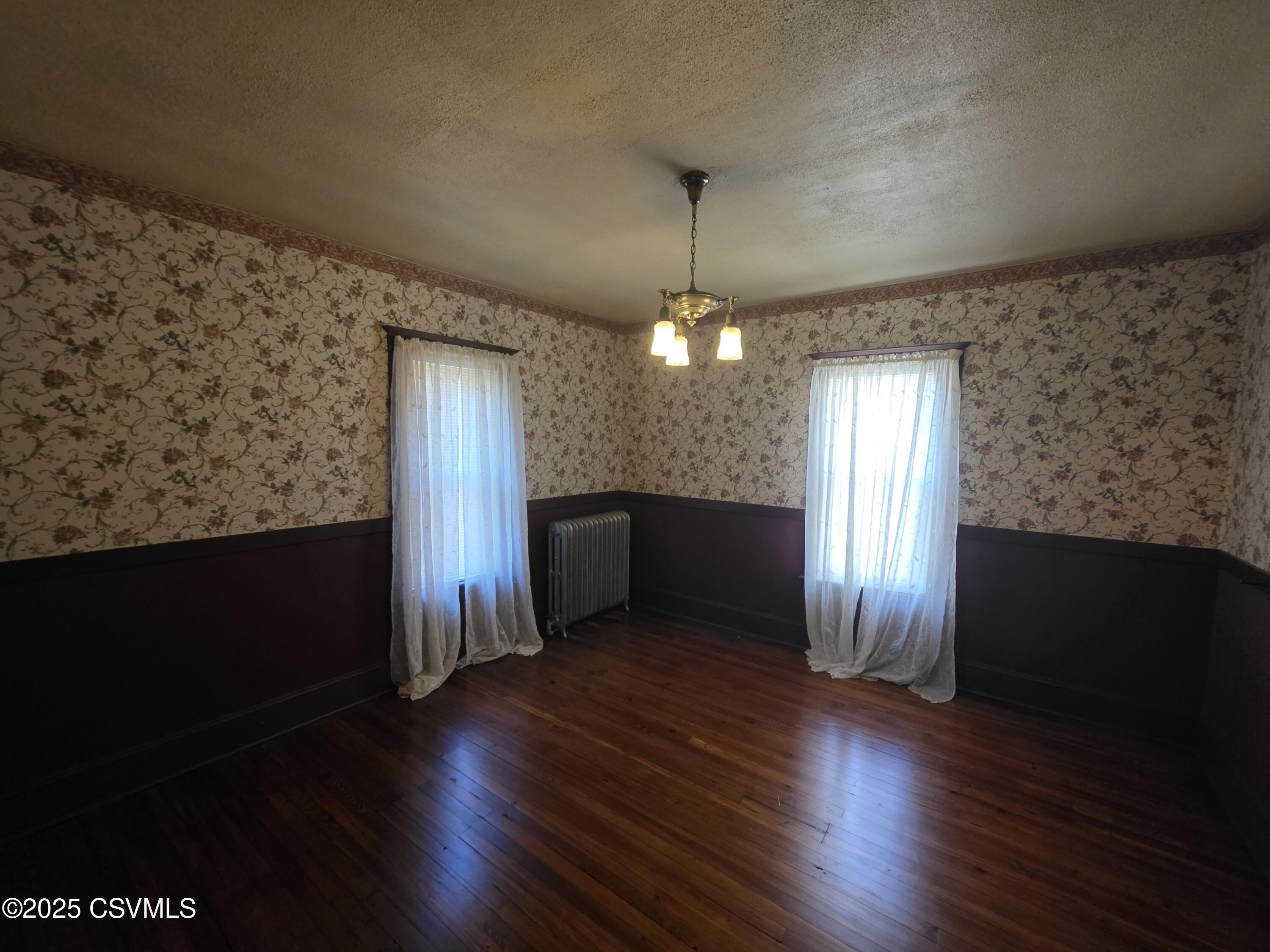 115 S 3RD Street