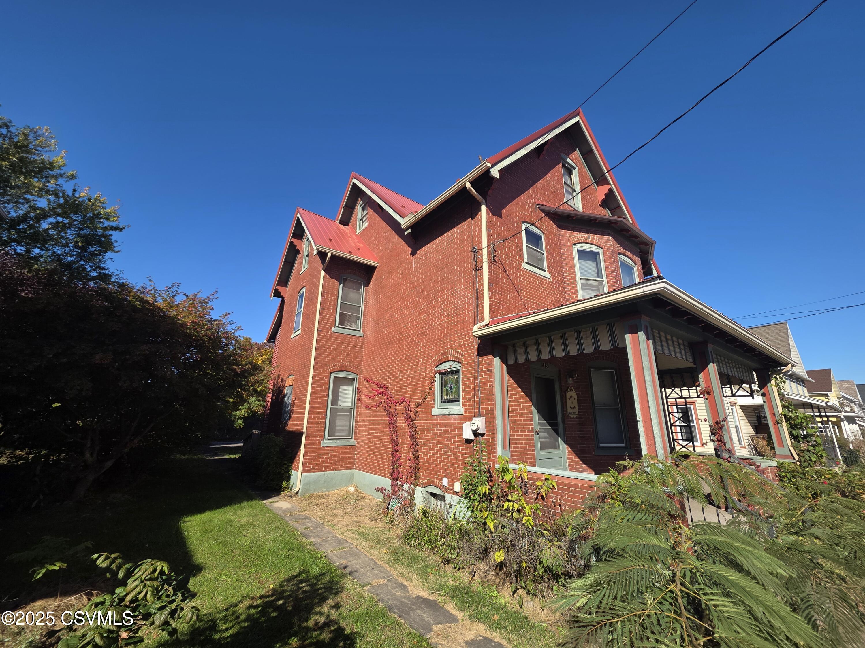 115 S 3RD Street