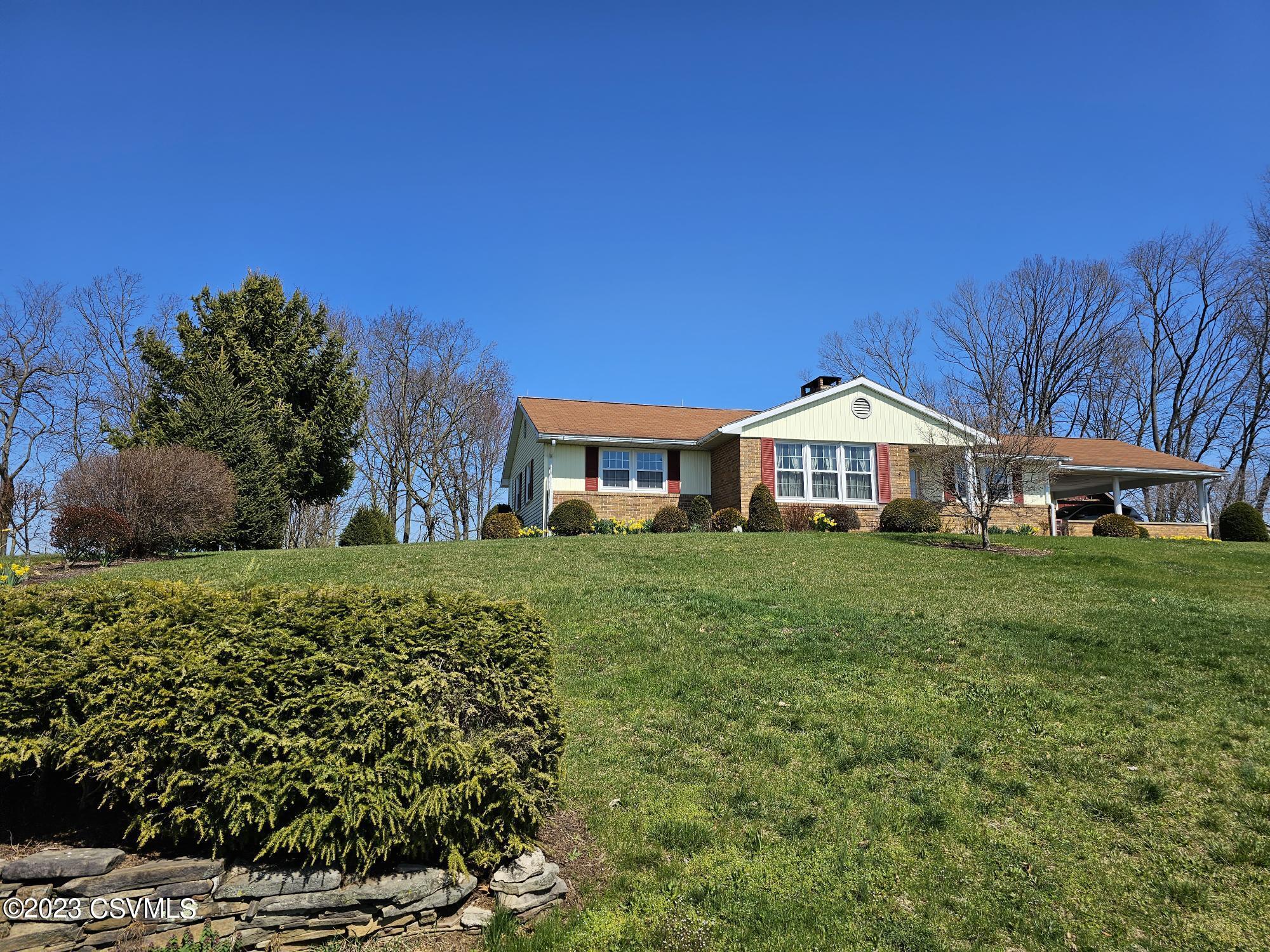 971 SKYVIEW Drive