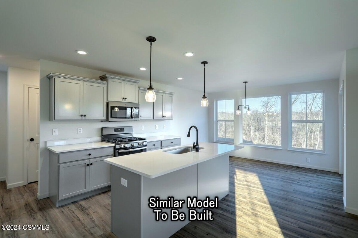 536 DYER Road