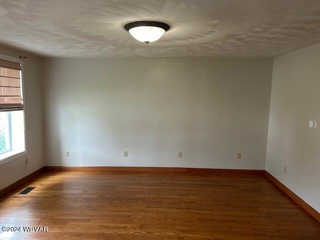 210 EDGEWOOD AVENUE