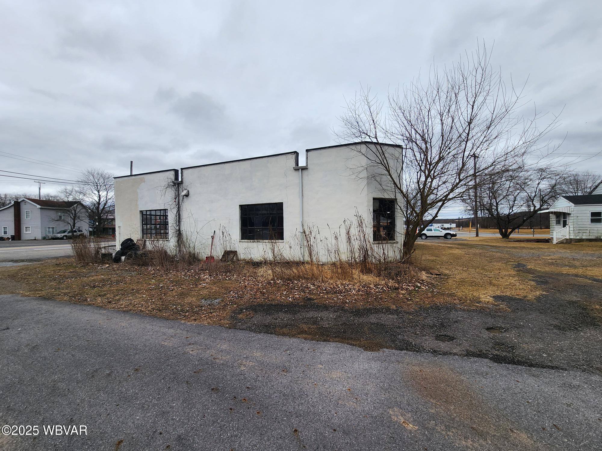 4875 STATE ROUTE 44