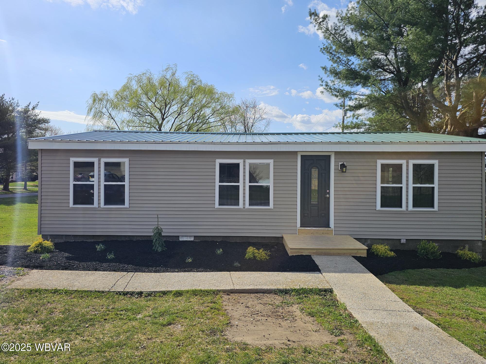 353 LOUISE AVENUE