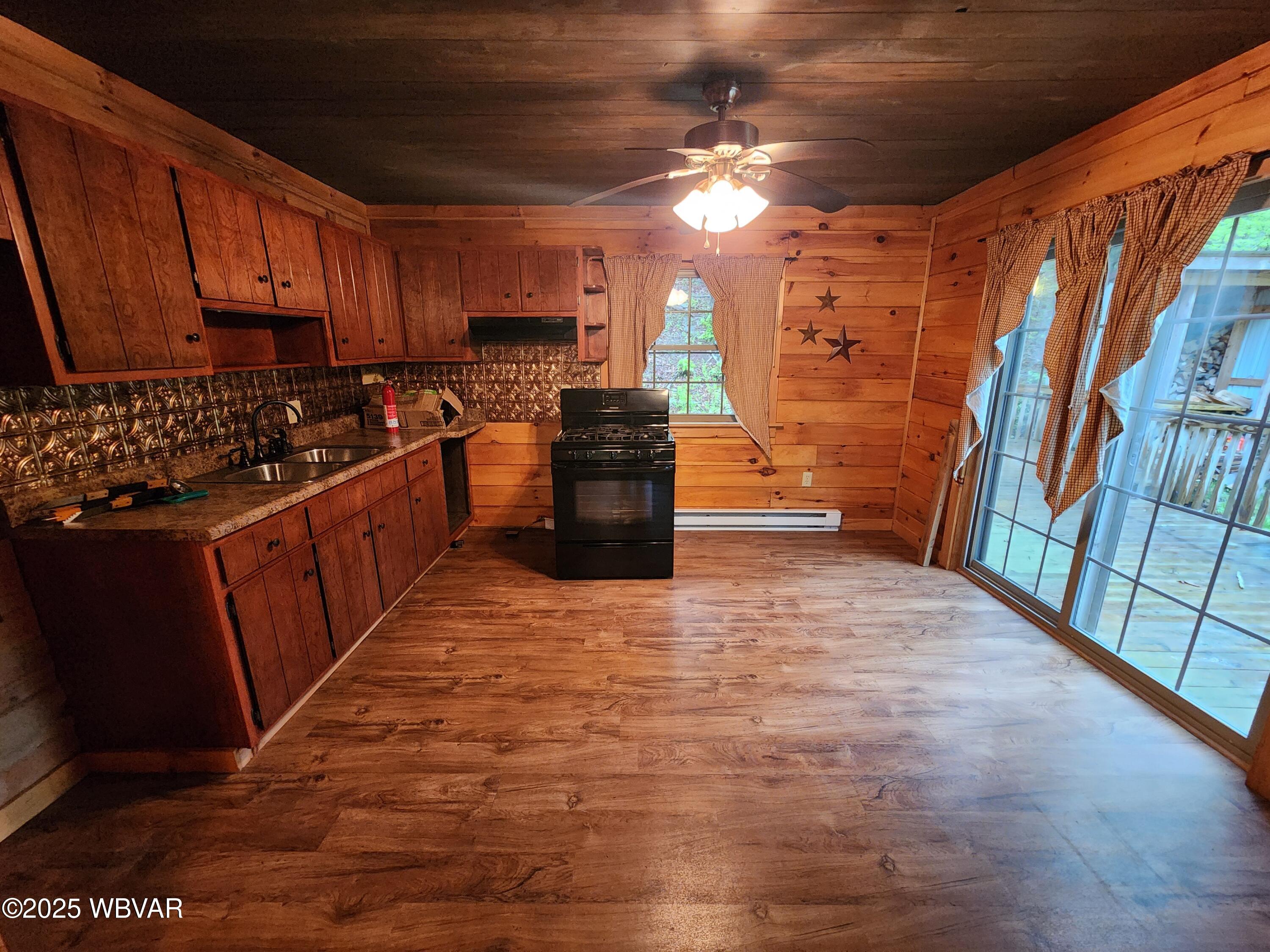 93 SALEM SCHOOLHOUSE ROAD