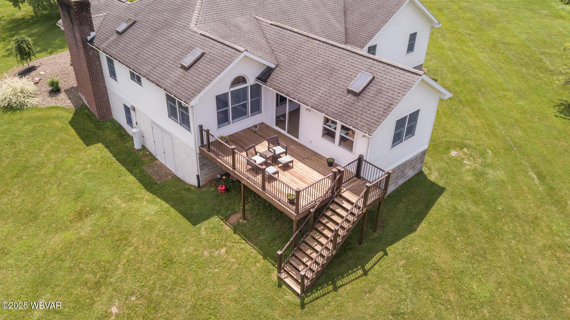 40 HUNTER DRIVE
