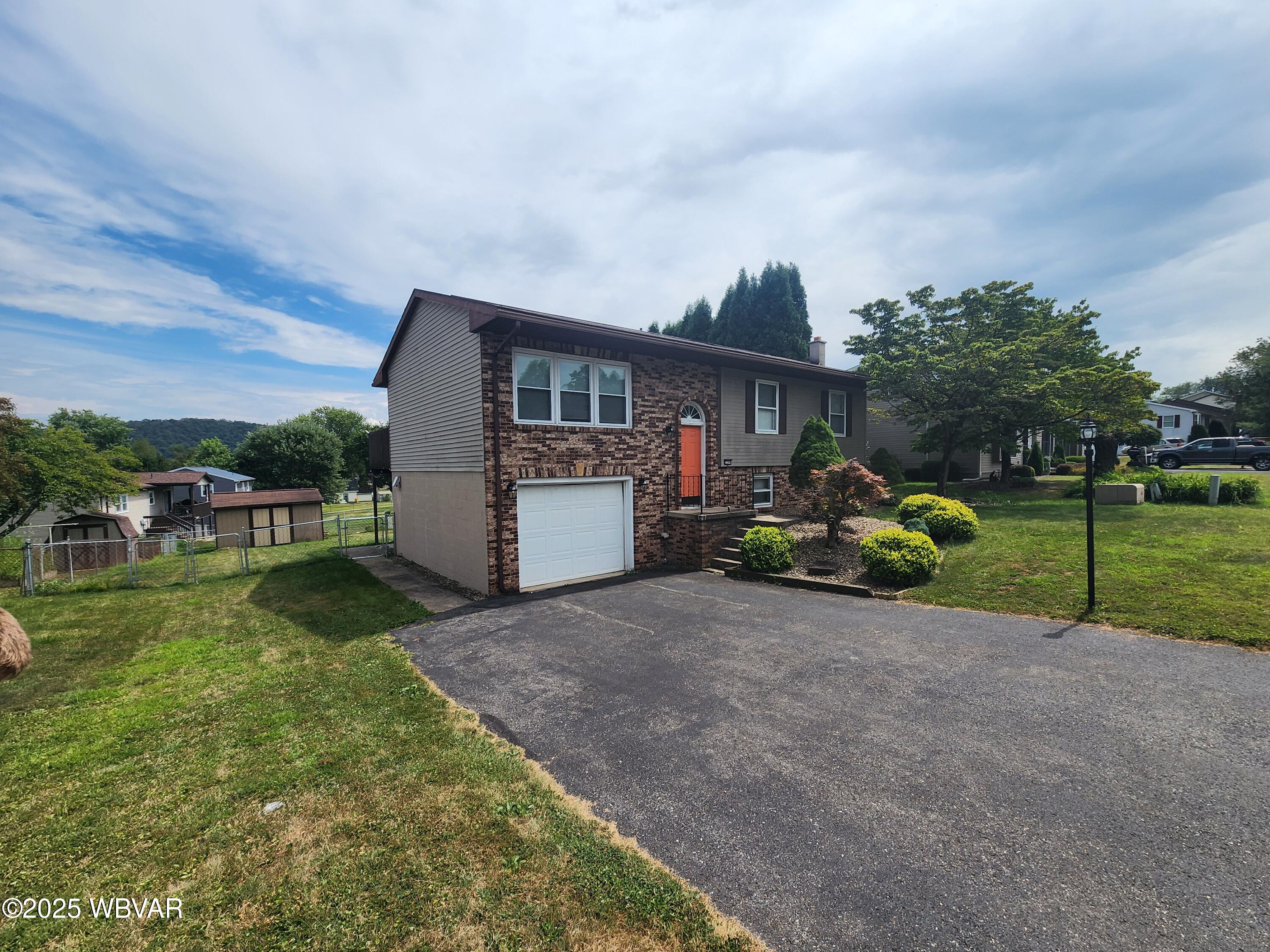 2248 SPRING GROVE DRIVE