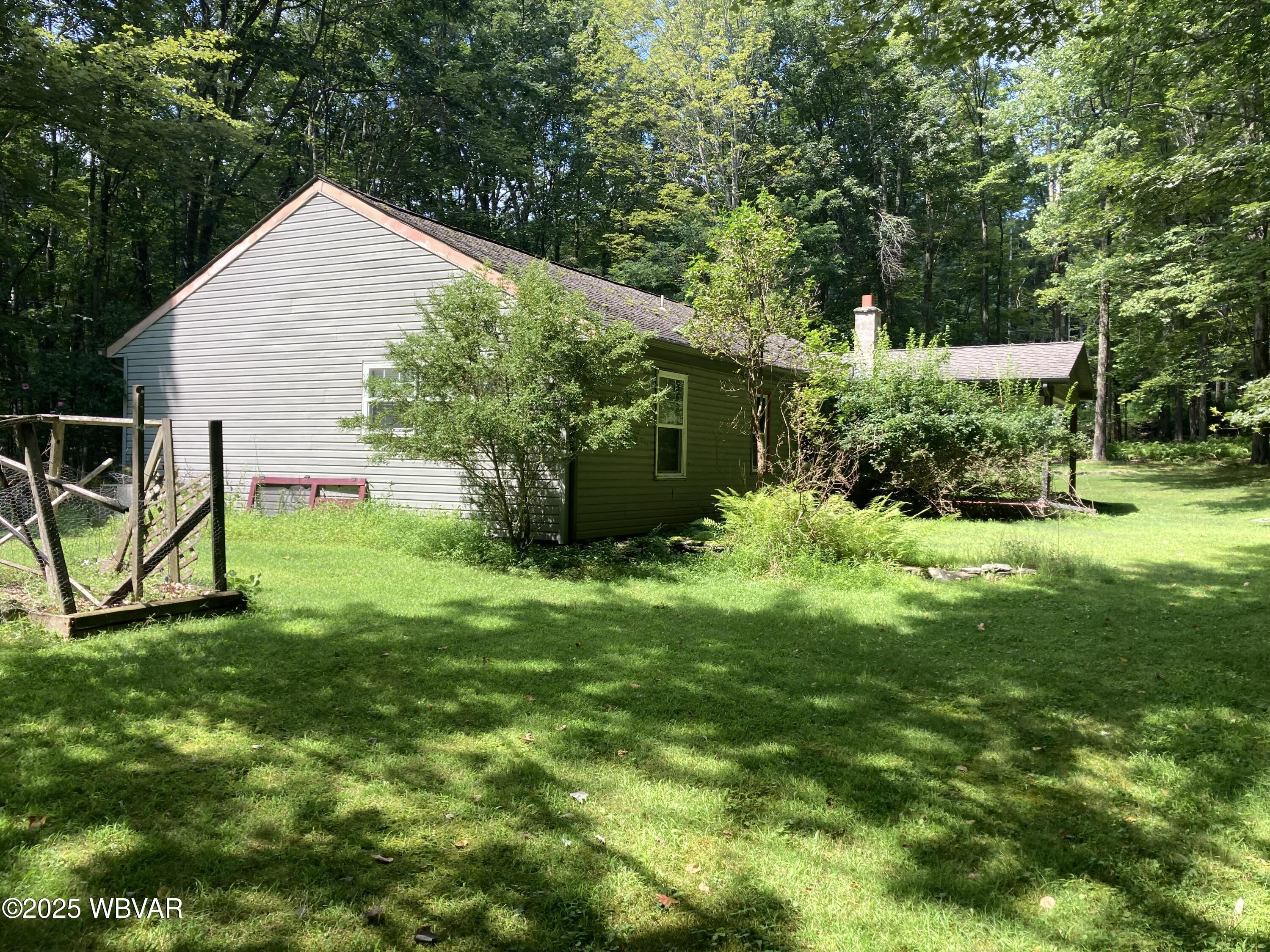 765 DEMUNDS ROAD