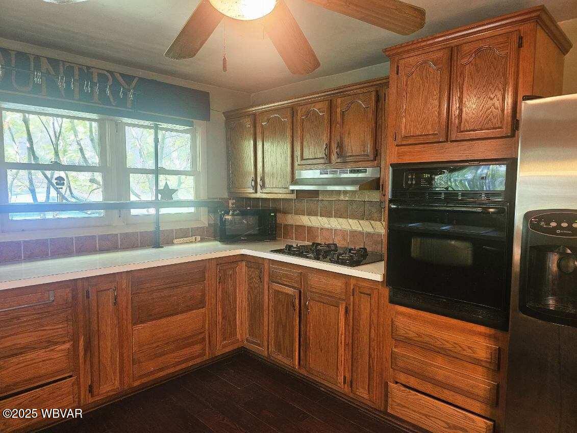 765 DEMUNDS ROAD