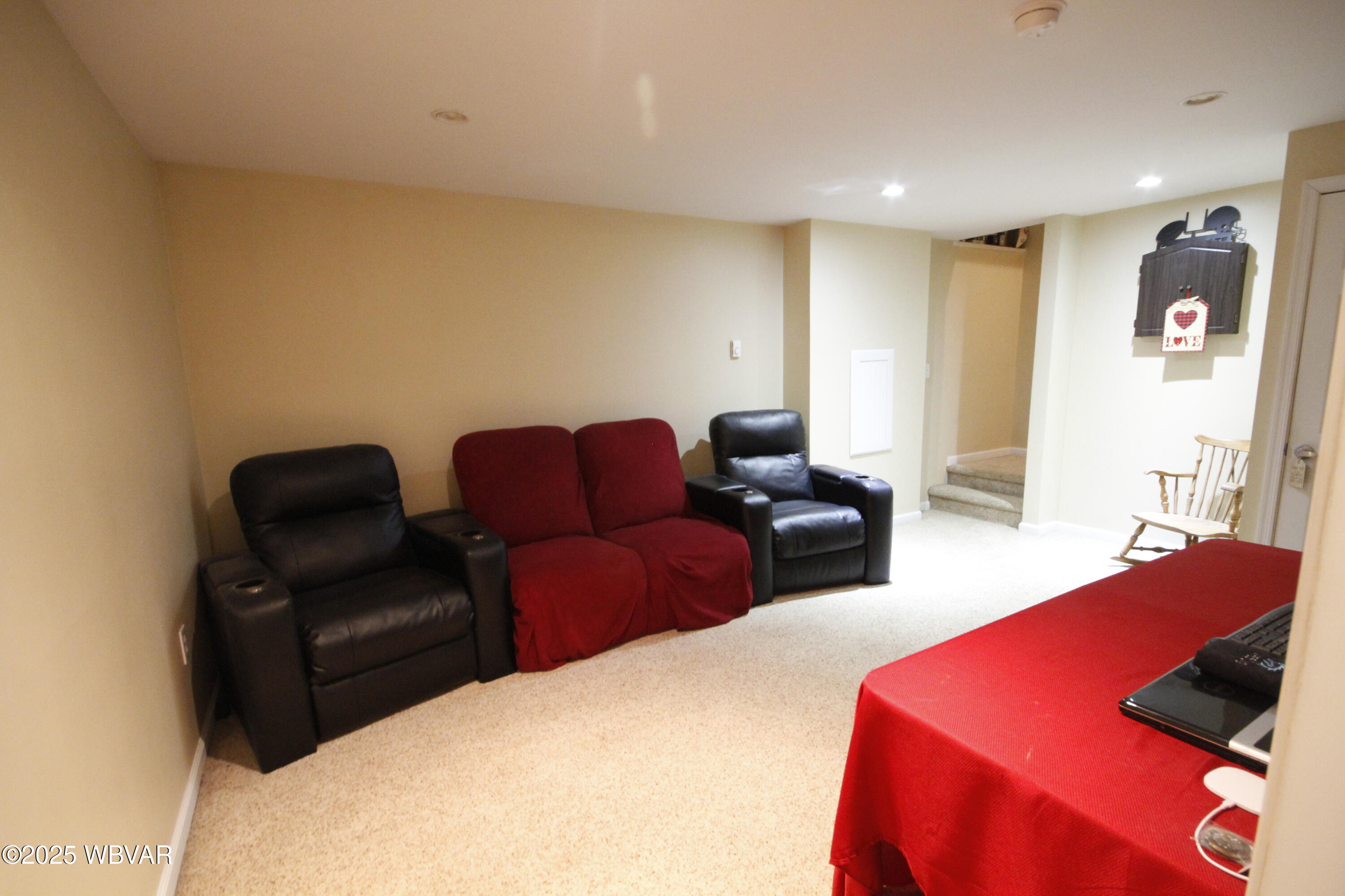 161 LAUREL RUN CIRCLE