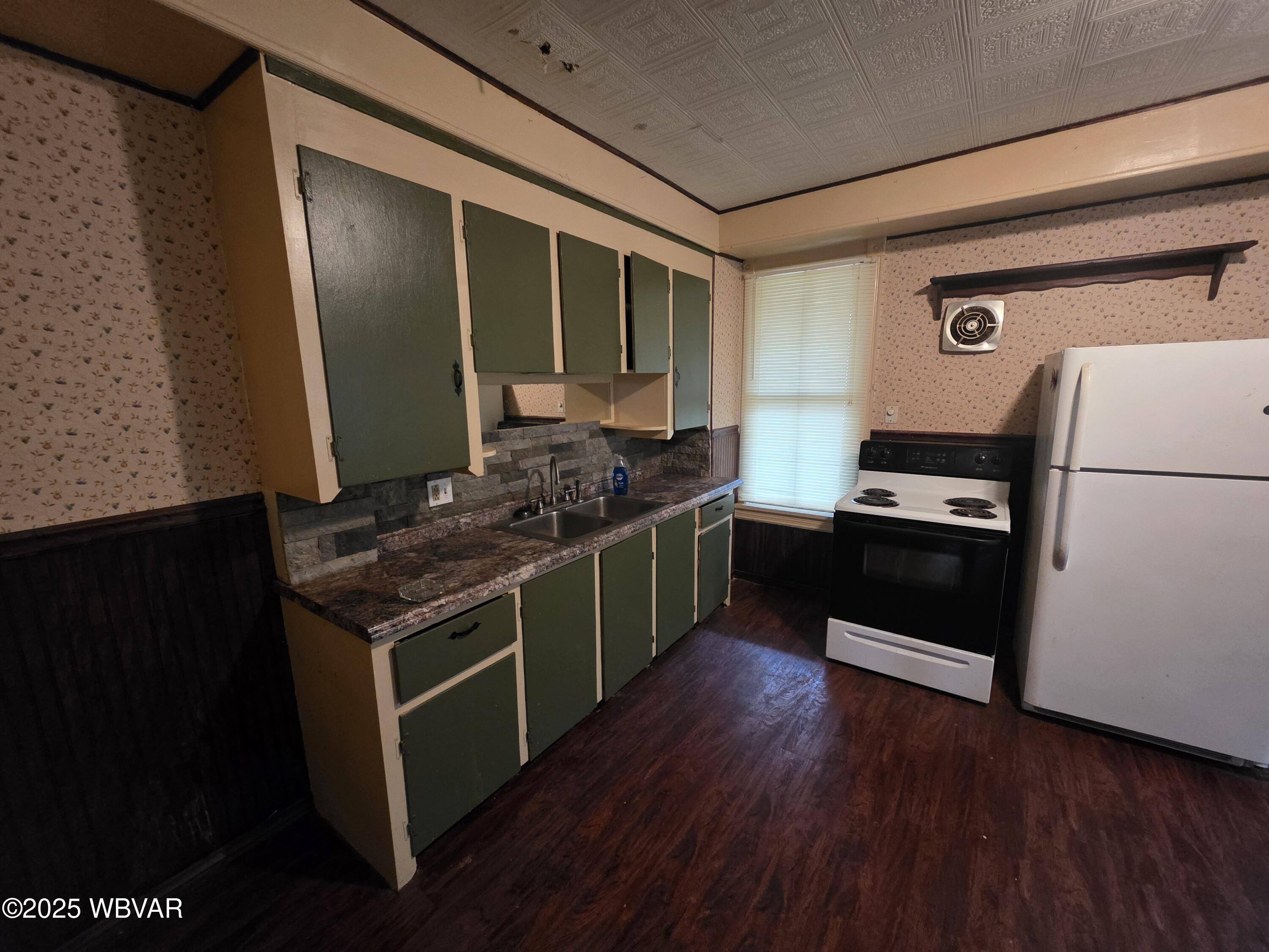 345-347 HASTINGS STREET, S. Williamsport