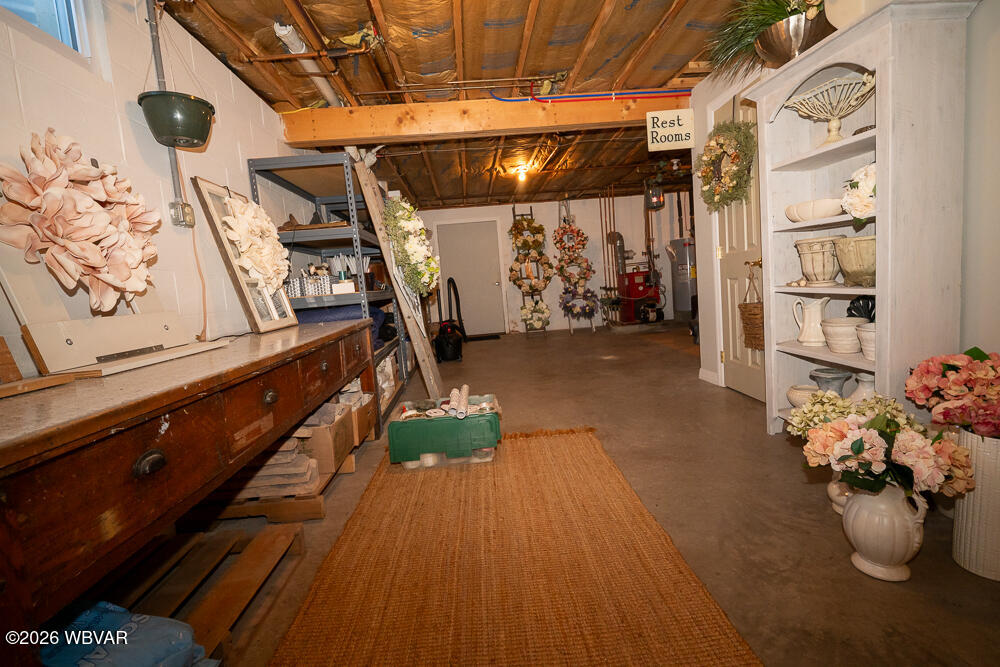 341 HIGHLAND DRIVE