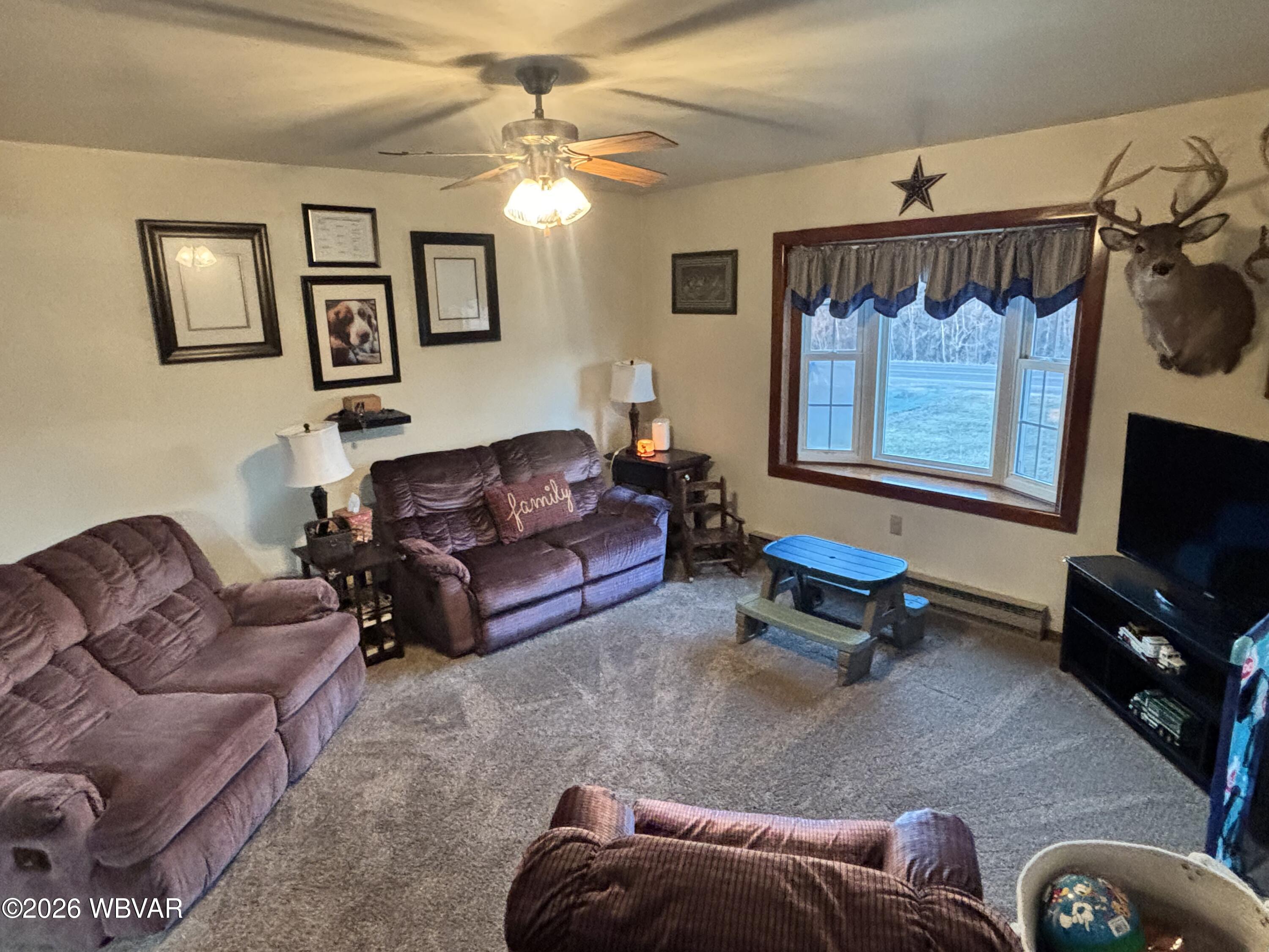 688 RT 442 HIGHWAY