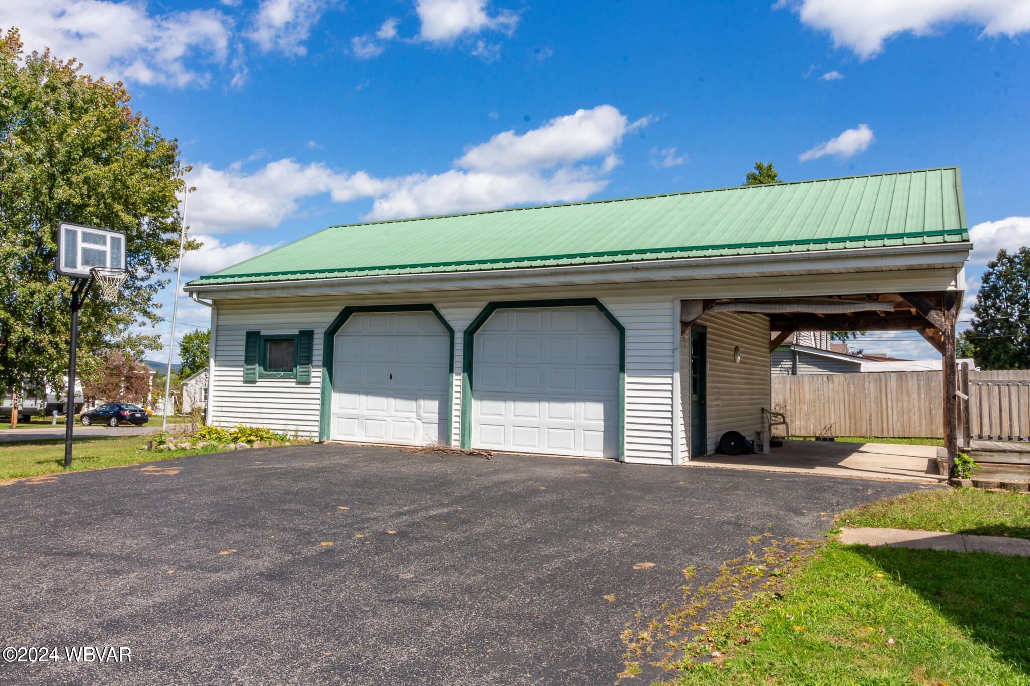 100 QUARRY ROAD
