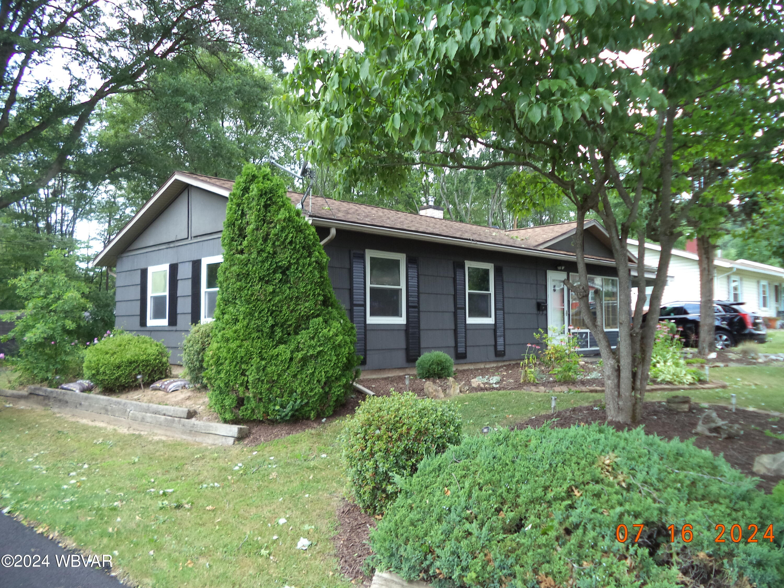 1609 ELWOOD ROAD