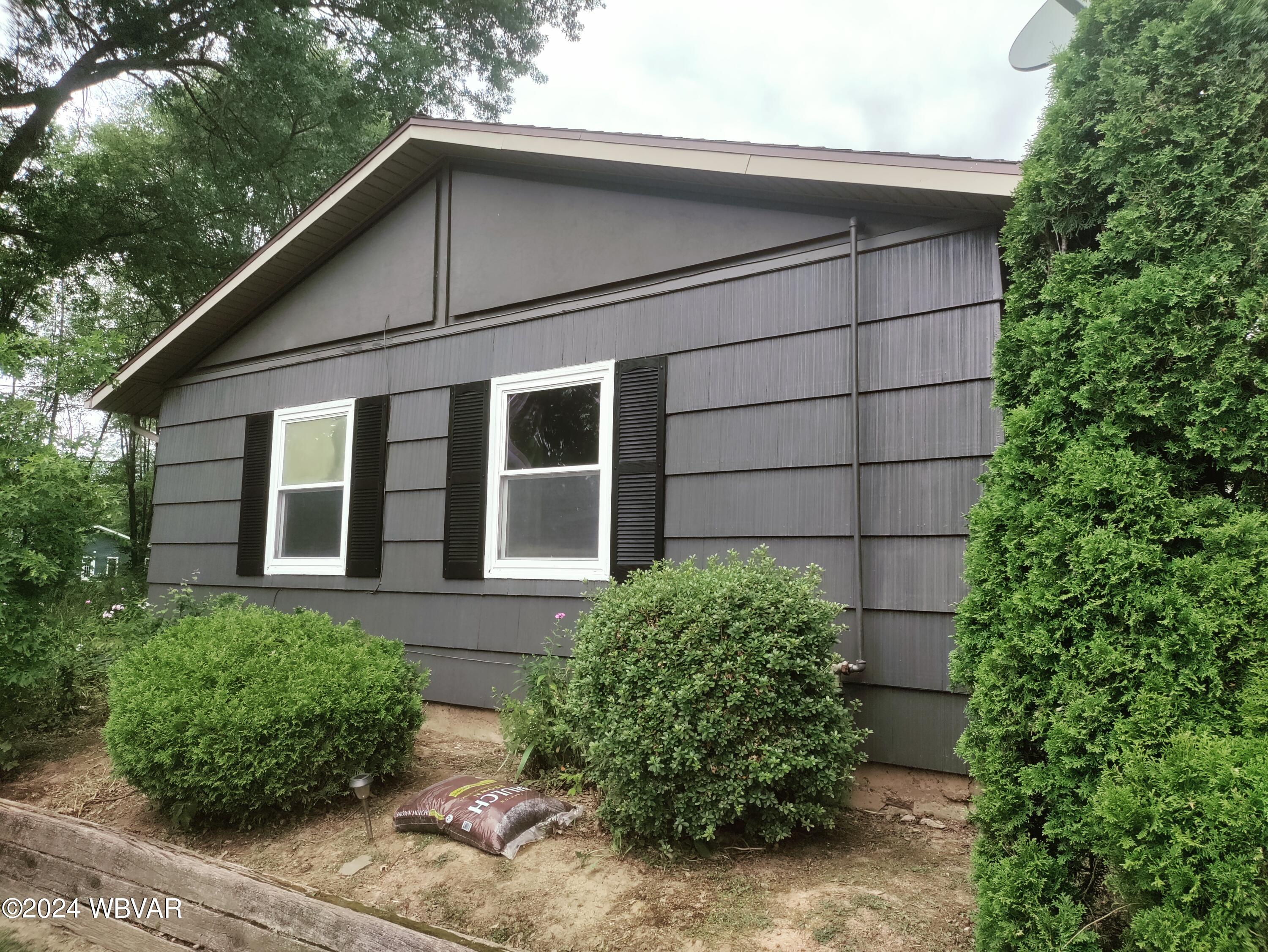 1609 ELWOOD ROAD
