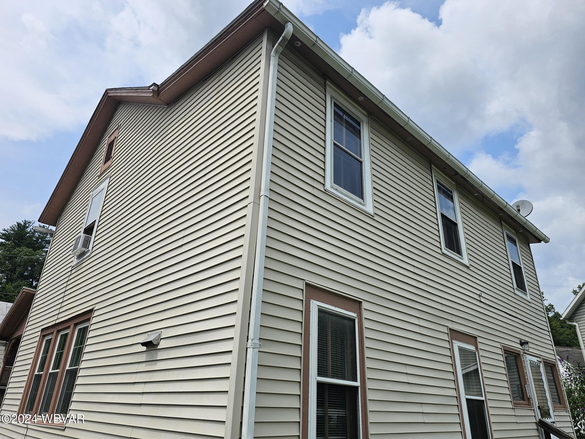 20 BROOK STREET