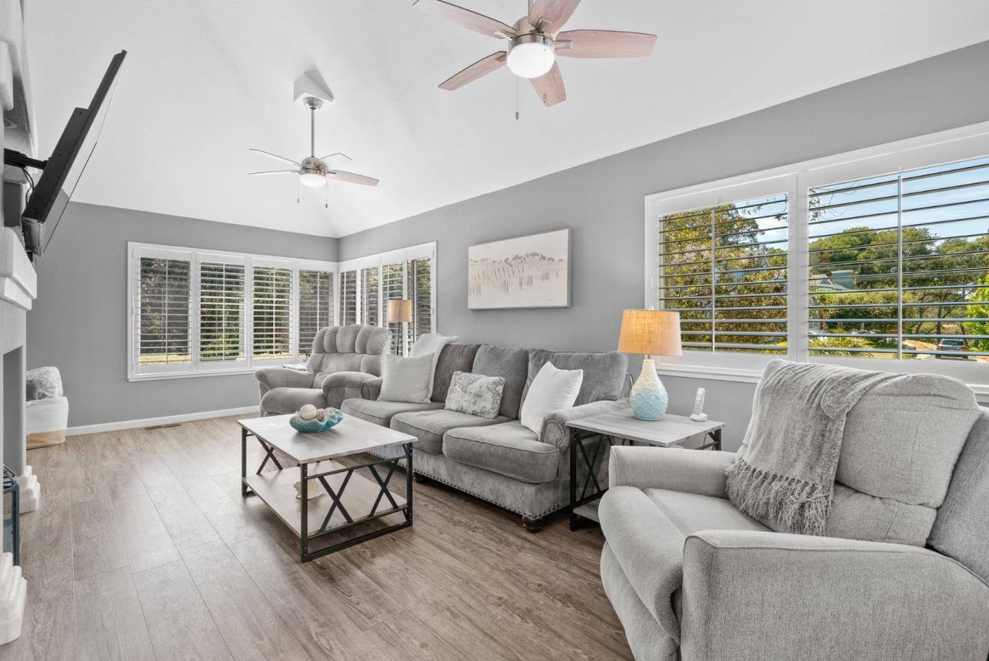 630 Cambria LN