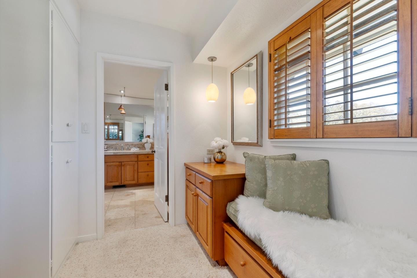 32 Pasatiempo DR