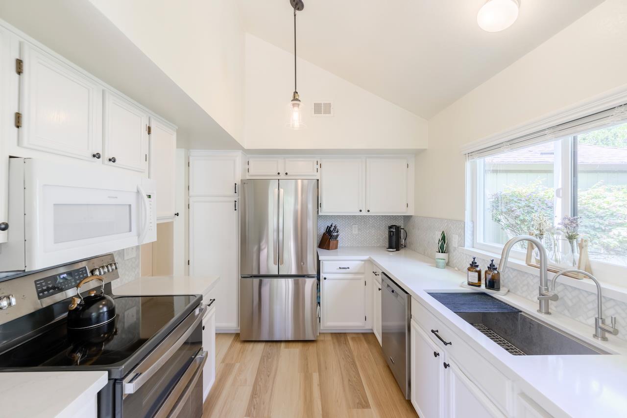 111 Bean Creek Road 34