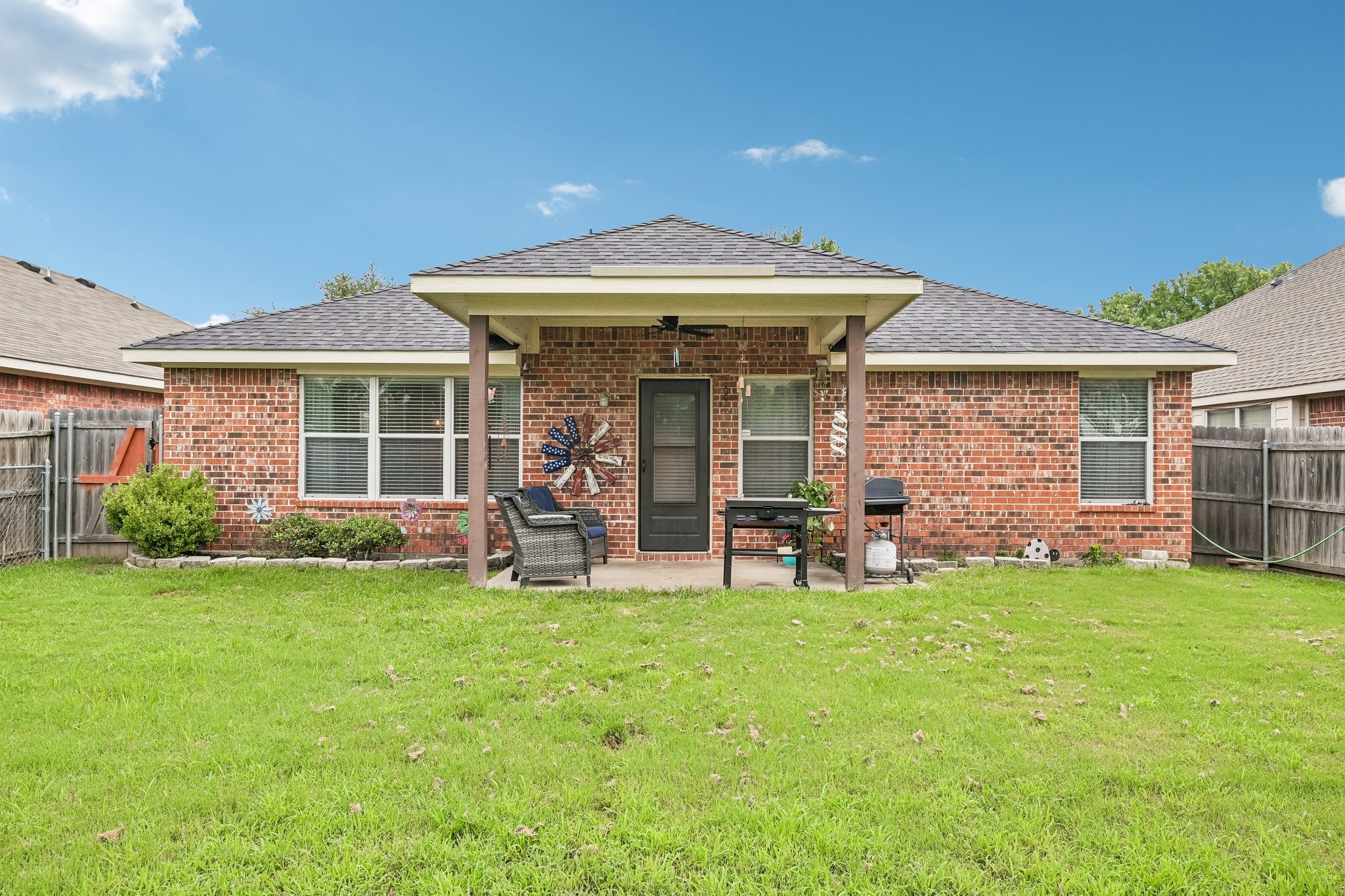 137 Tomahawk Drive