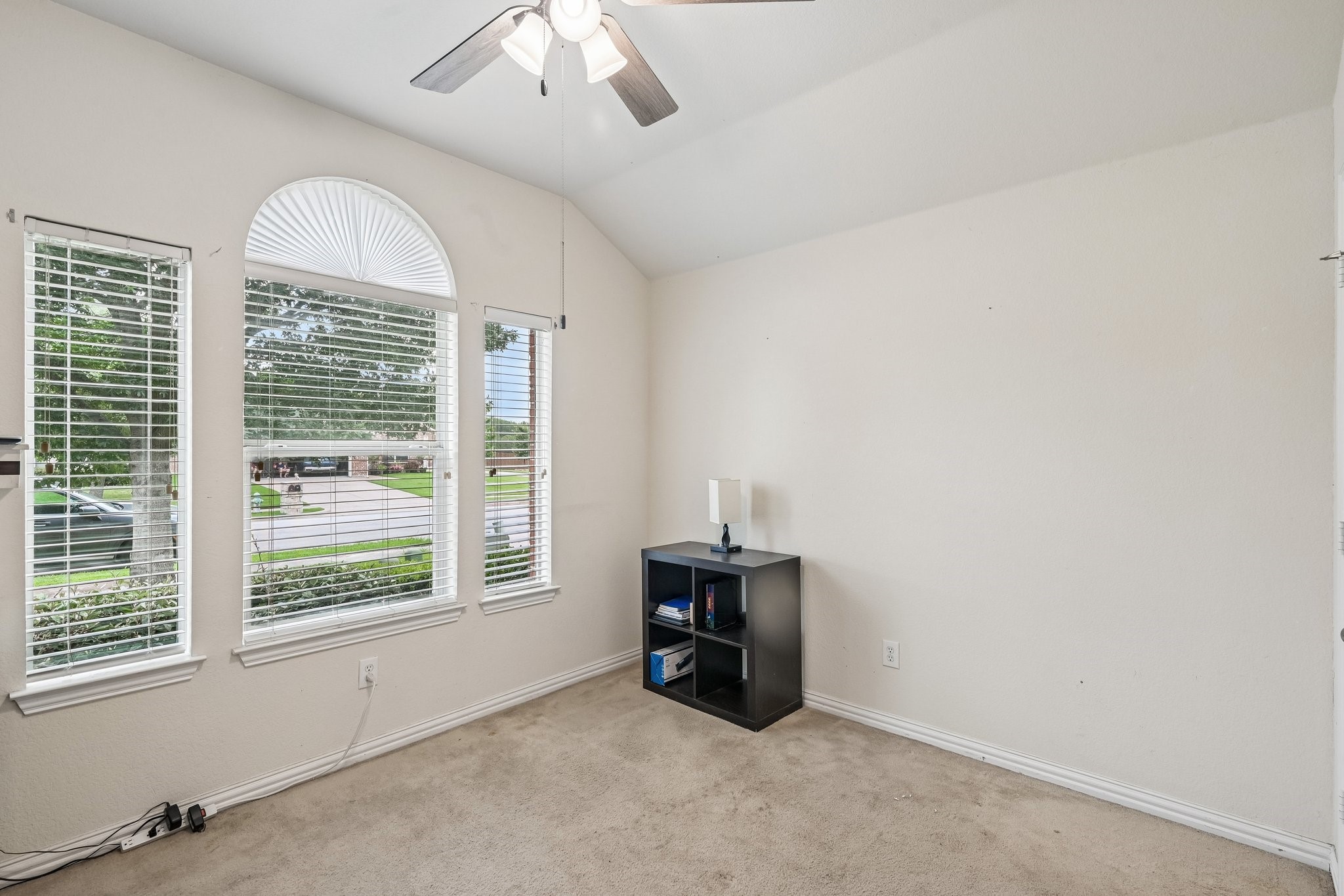 137 Tomahawk Drive