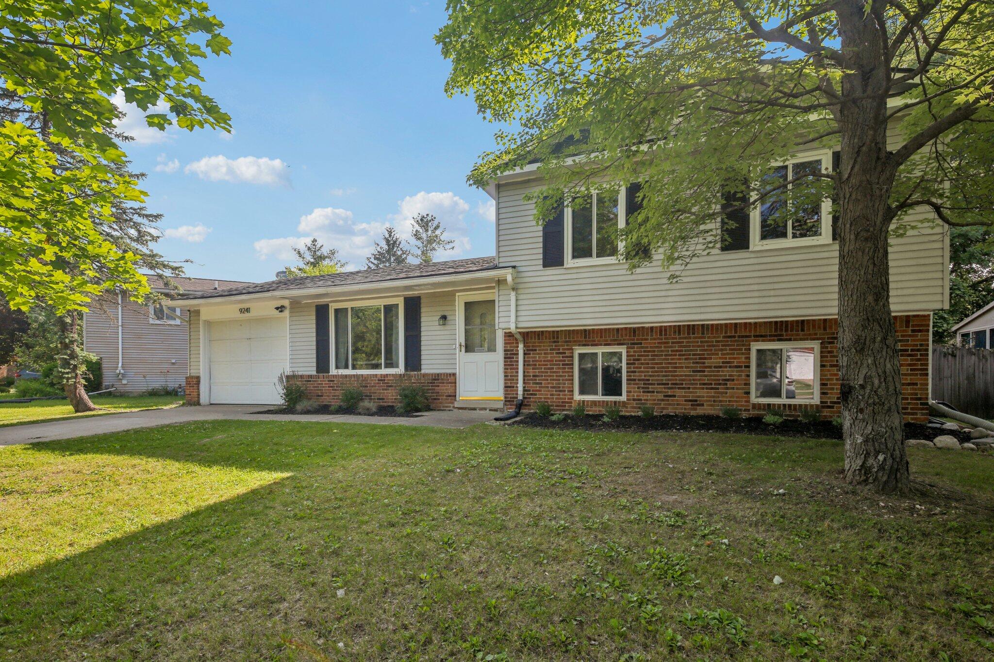 9241 Abbey Lane