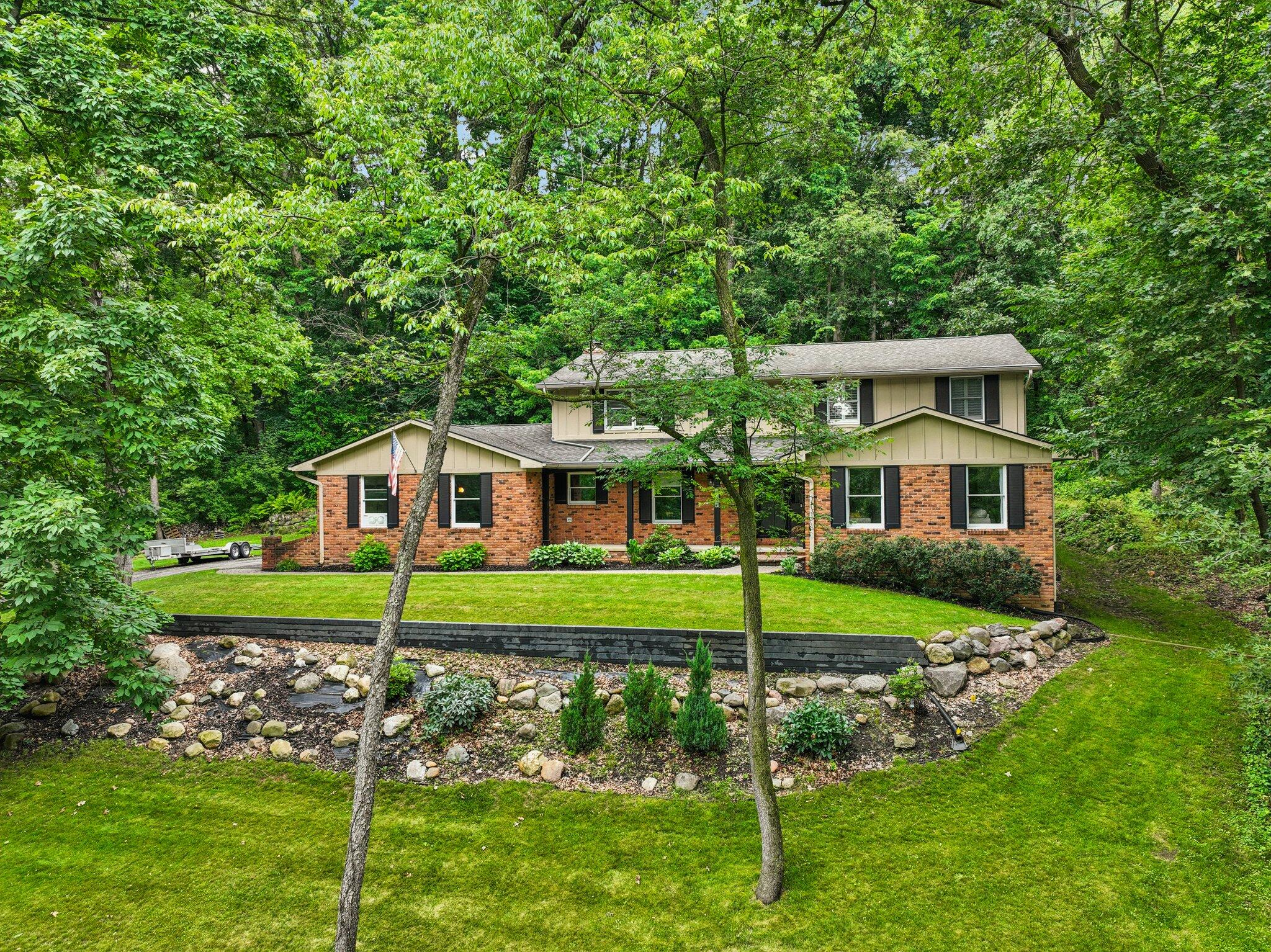 6047 Sundance Trail