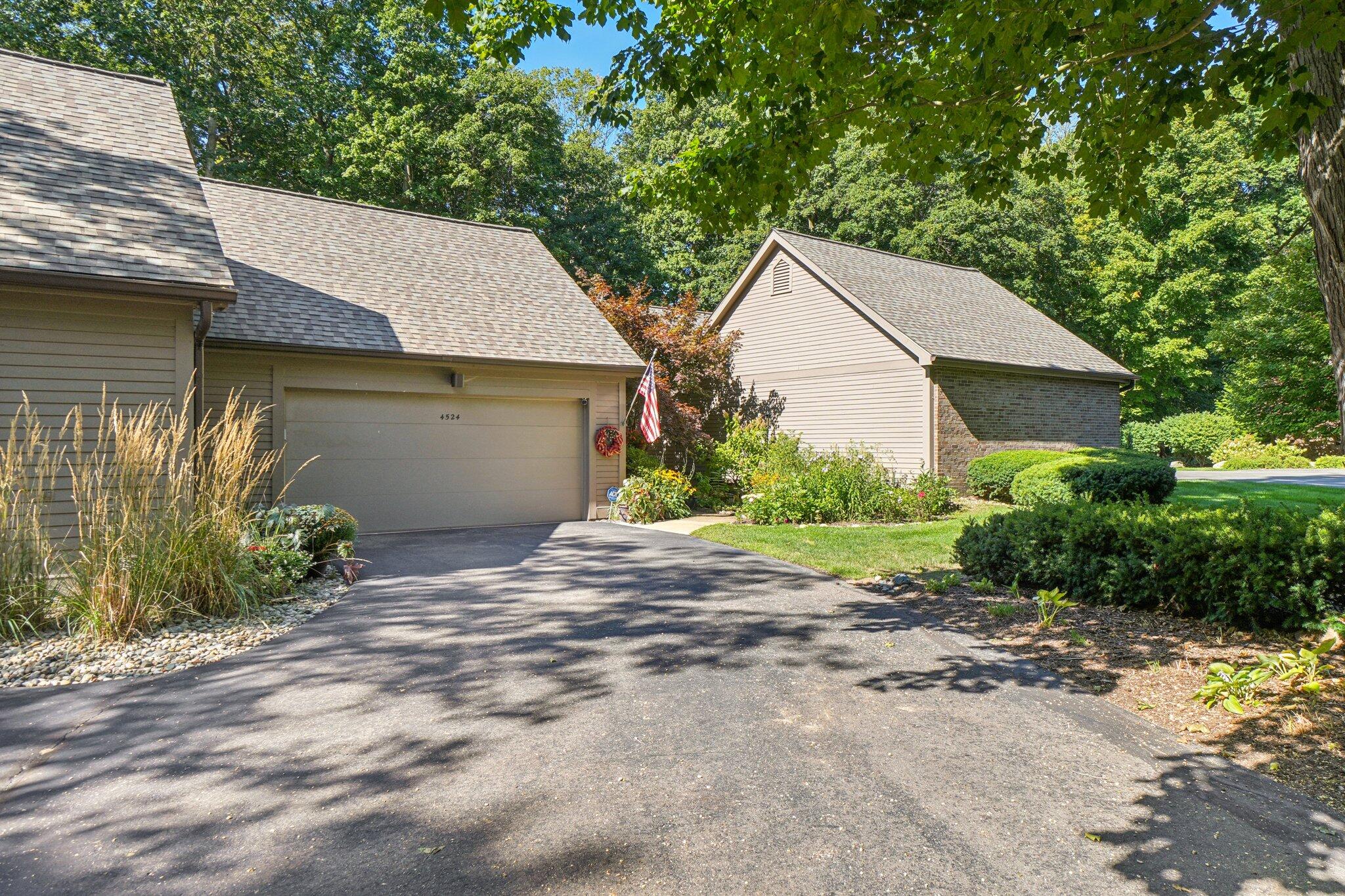 4524 Cottonwood Drive