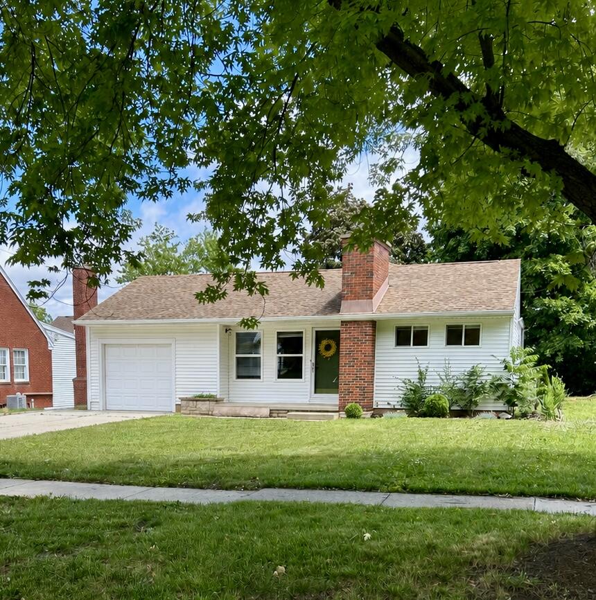682 Budlong Street