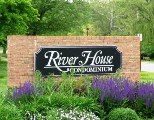 1209 Island Drive 104